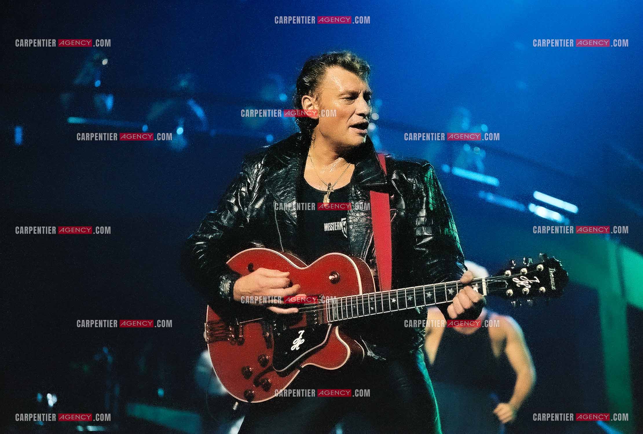 Le chanteur Johnny Hallyday en concert au Palais omnisports de Paris-Bercy du 14 septembre au 4 octobre 1992.        ( Exclusif )