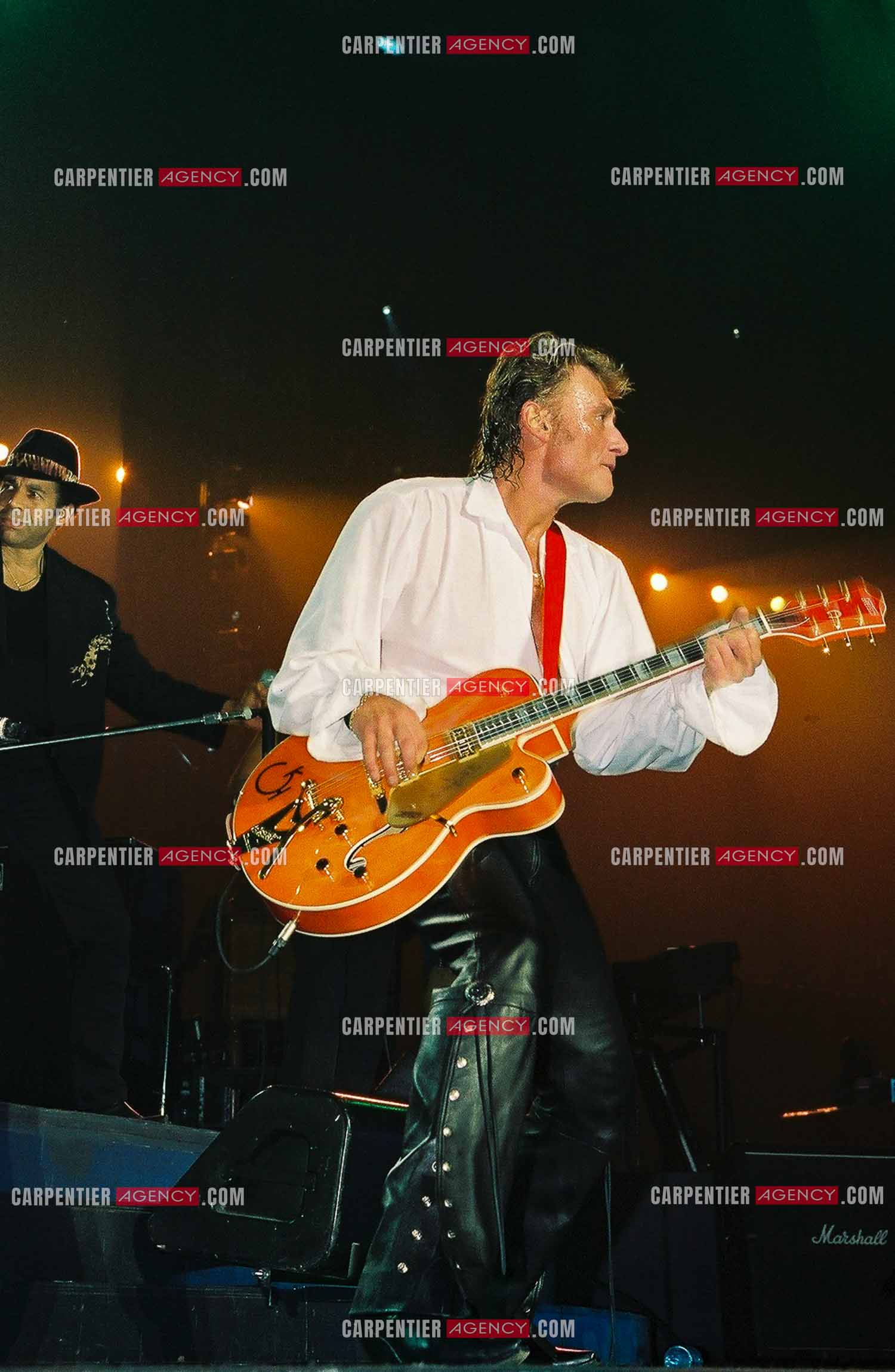 Le chanteur Johnny Hallyday en concert au Palais omnisports de Paris-Bercy du 14 septembre au 4 octobre 1992.        ( Exclusif )