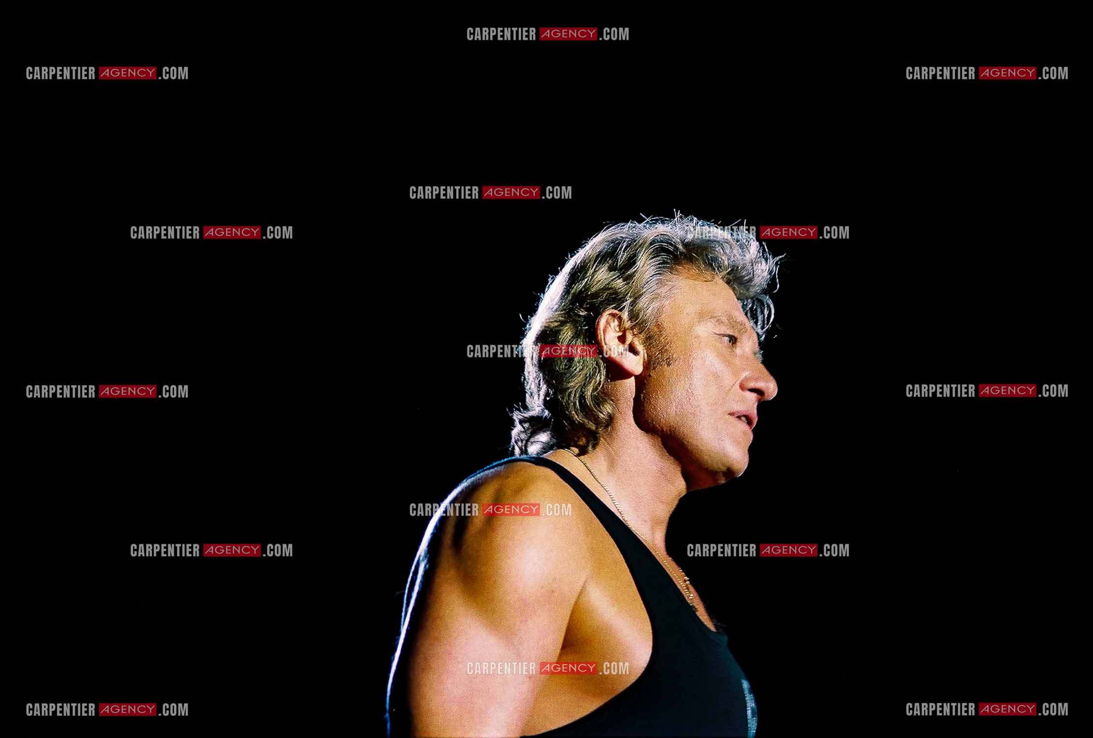 Le chanteur Johnny Hallyday en concert au Palais omnisports de Paris-Bercy du 14 septembre au 4 octobre 1992.        ( Exclusif )