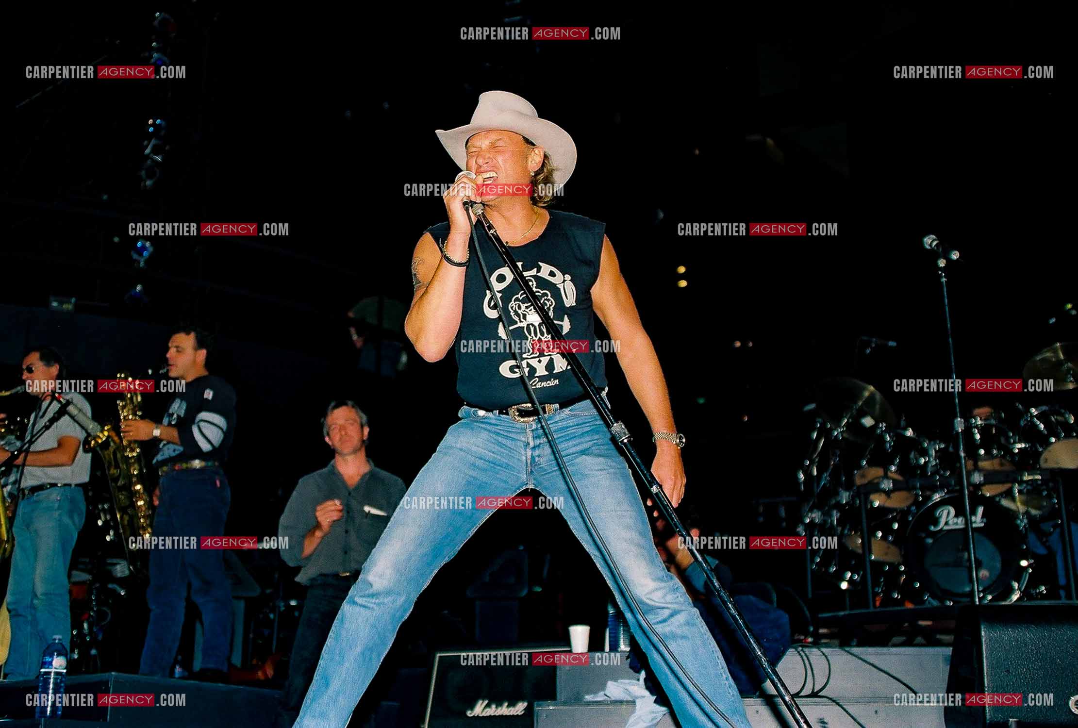 Le chanteur Johnny Hallyday en concert au Palais omnisports de Paris-Bercy du 14 septembre au 4 octobre 1992. Dernières répétitions avant le jour J.      ( Exclusif )
