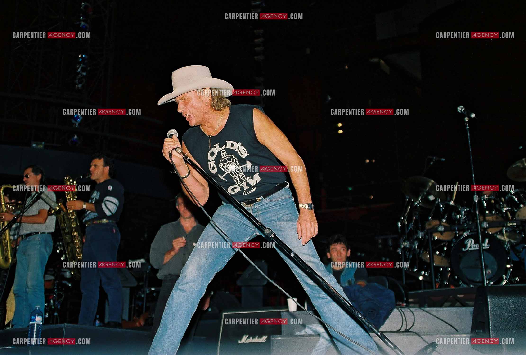 Le chanteur Johnny Hallyday en concert au Palais omnisports de Paris-Bercy du 14 septembre au 4 octobre 1992. Dernières répétitions avant le jour J.      ( Exclusif )
