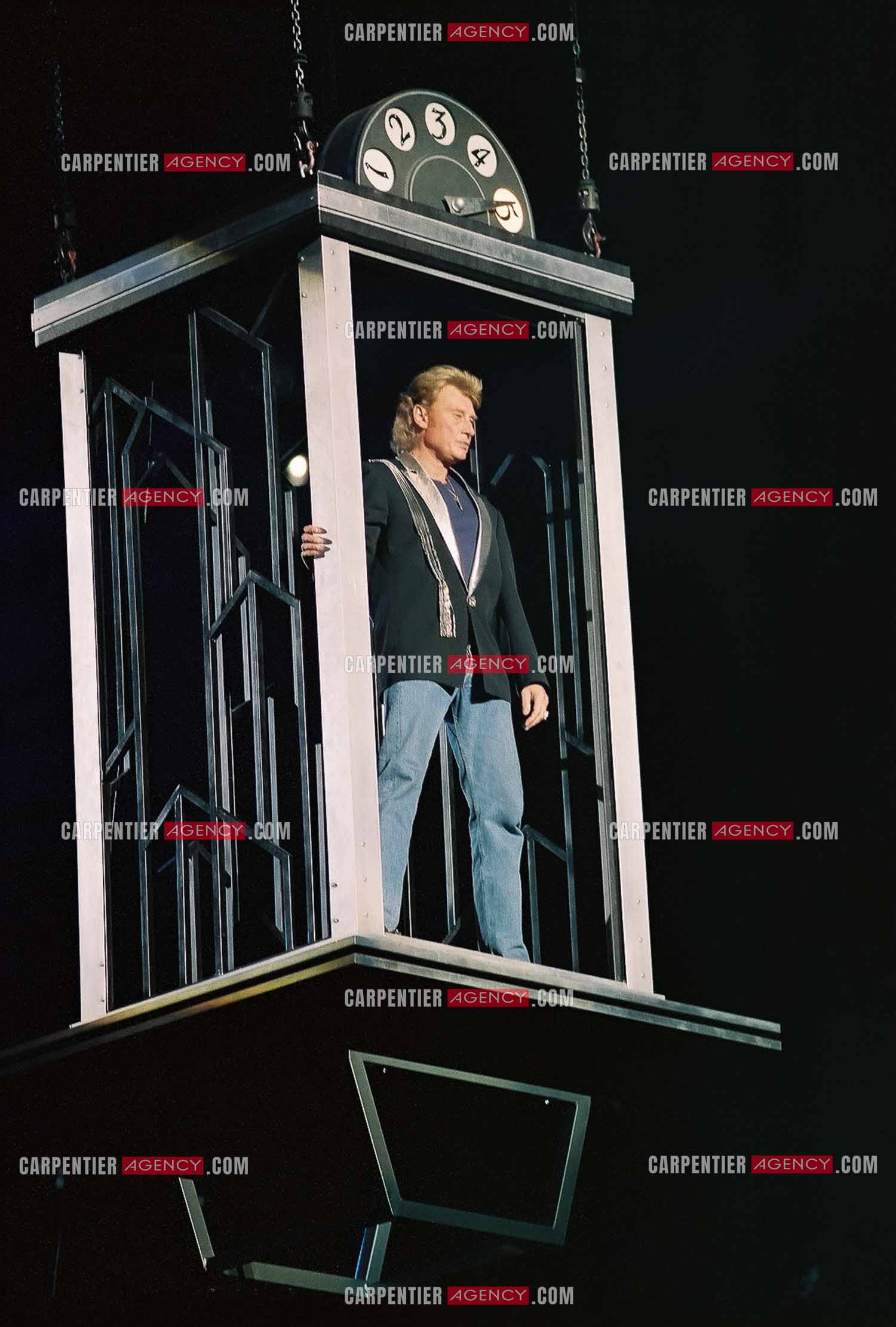 Le chanteur Johnny Hallyday en concert au Palais omnisports de Paris-Bercy du 14 septembre au 4 octobre 1992. Dernières répétitions avant le jour J.      ( Exclusif )