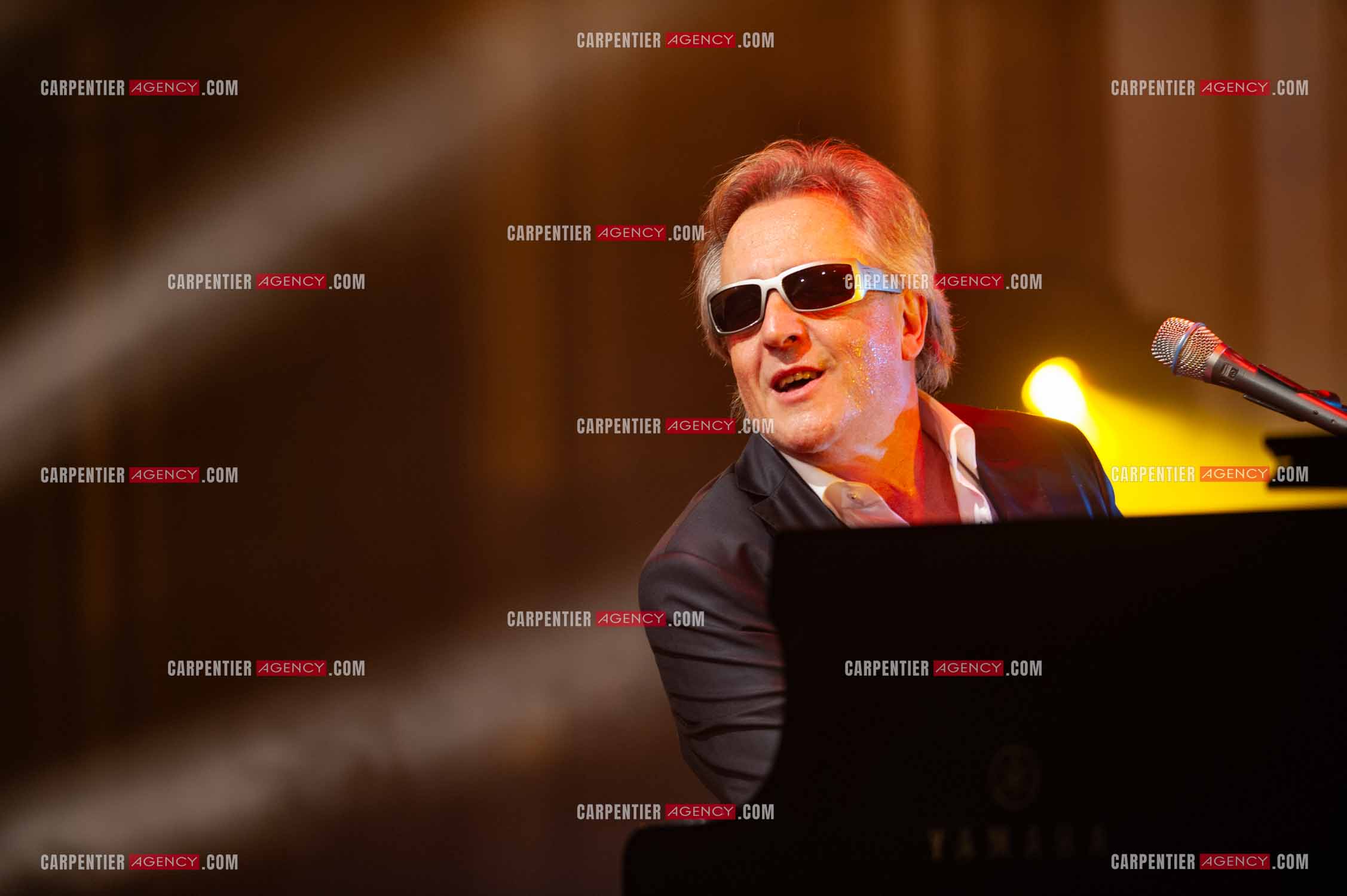 Le chanteur Gilbert Montagné en concert à la salle Gaveau pour trois soirs en 2010.    ( Exclusif )