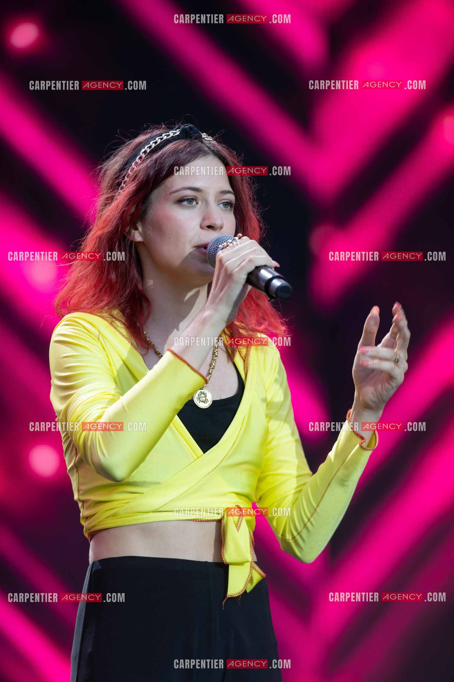 Les Estivales de Culturebox à Montpellier rassemblant plusieurs artistes sur 5 jours pour un concert devant 1000 personnes environ chaque soir. En nouveau talent, la chanteuse Alice Vannoorenberghe ou Alice Vanor dite Alice et Moi.      ( Exclusif )