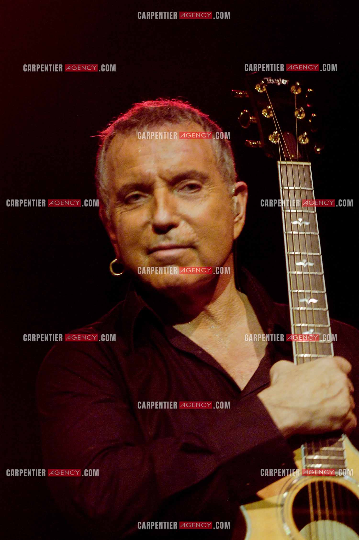 Le chanteur Bernard Lavilliers en concert au Zénith de Paris en 2008.   ( Exclusif )