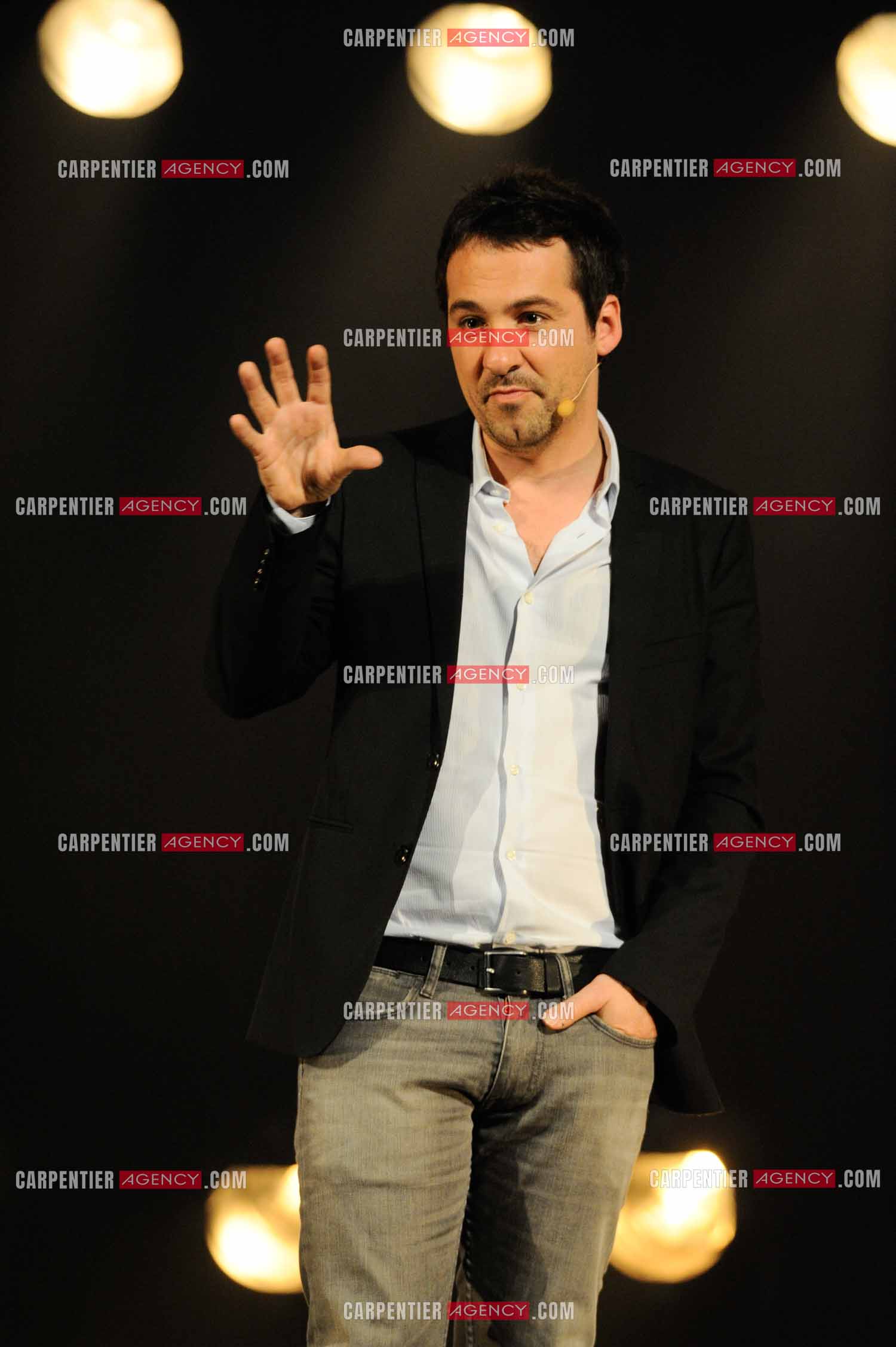 L'humoriste Jérôme Daran lors de son One Man Show au théâtre Trévise a Paris le 13 Oct 2011.  ( Exclusif )