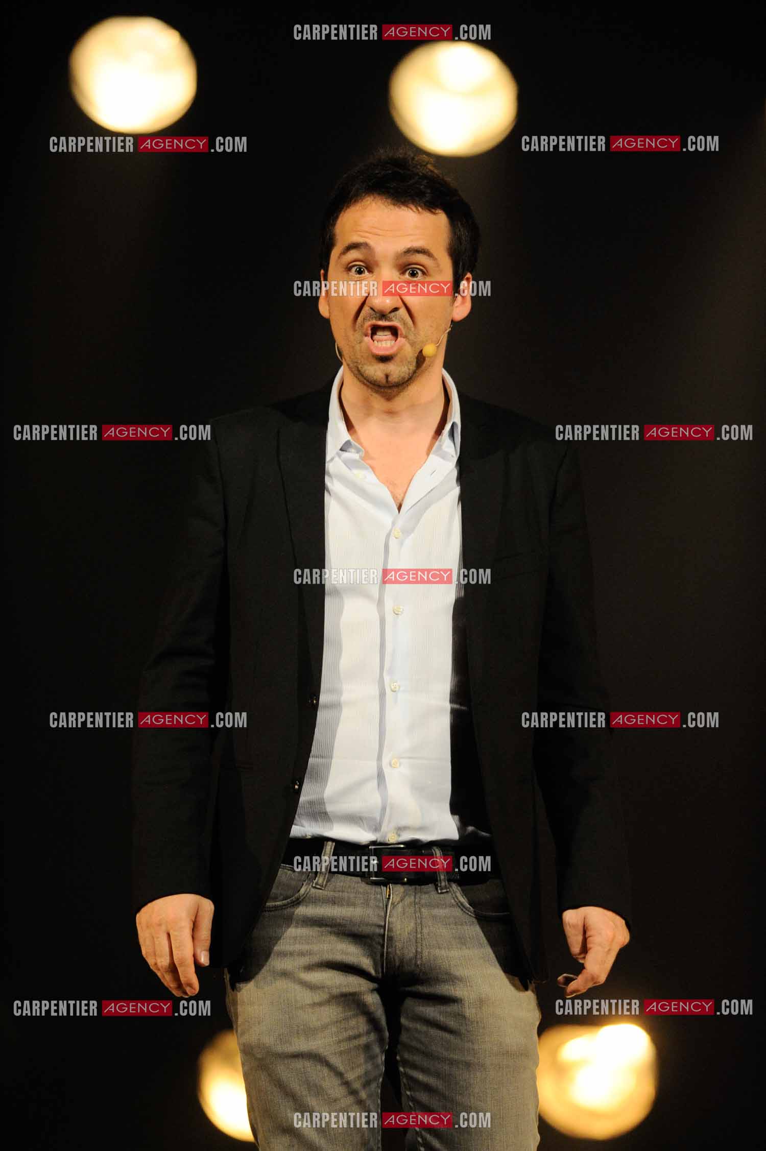 L'humoriste Jérôme Daran lors de son One Man Show au théâtre Trévise a Paris le 13 Oct 2011.  ( Exclusif )