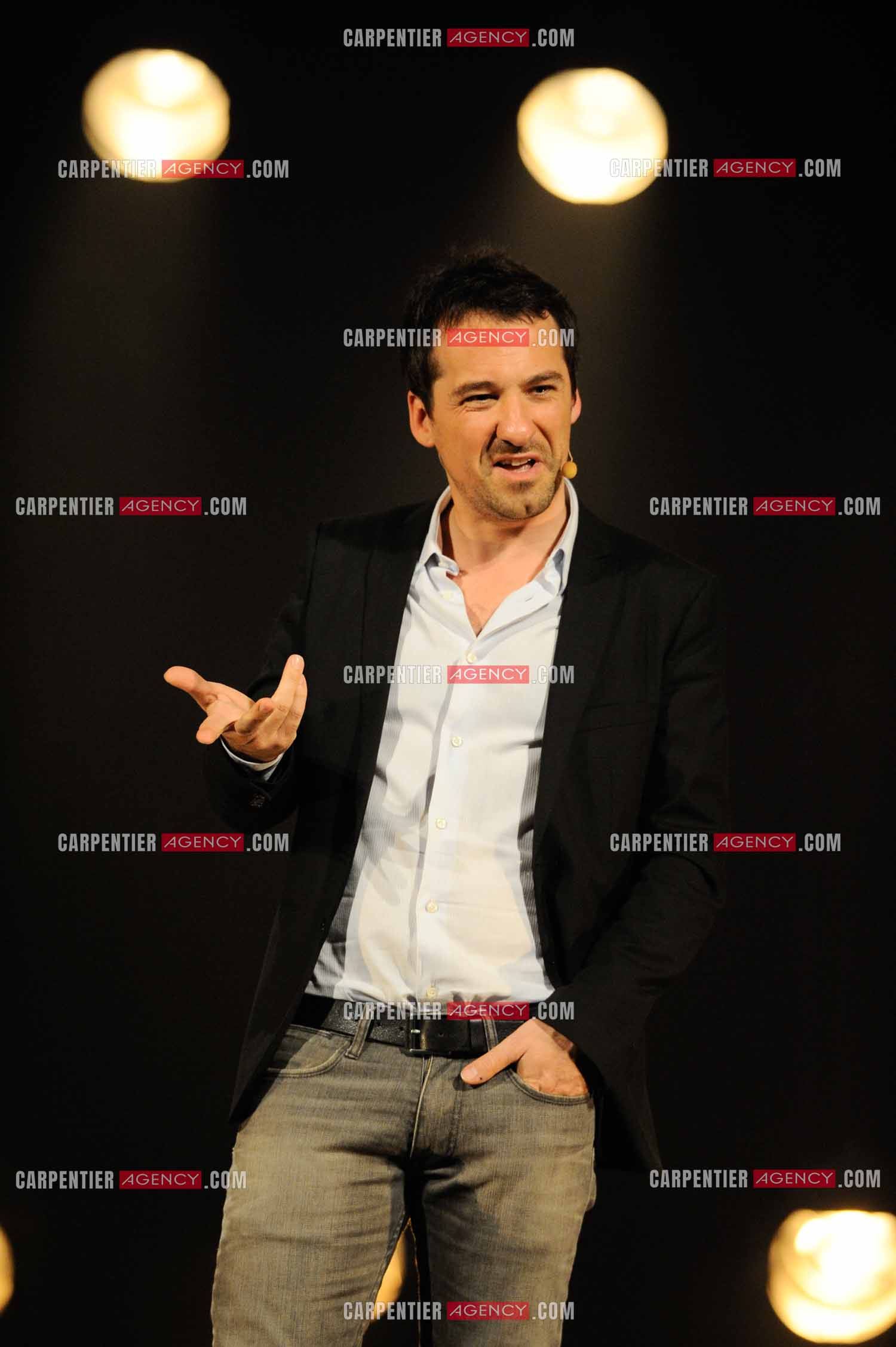 L'humoriste Jérôme Daran lors de son One Man Show au théâtre Trévise a Paris le 13 Oct 2011.  ( Exclusif )