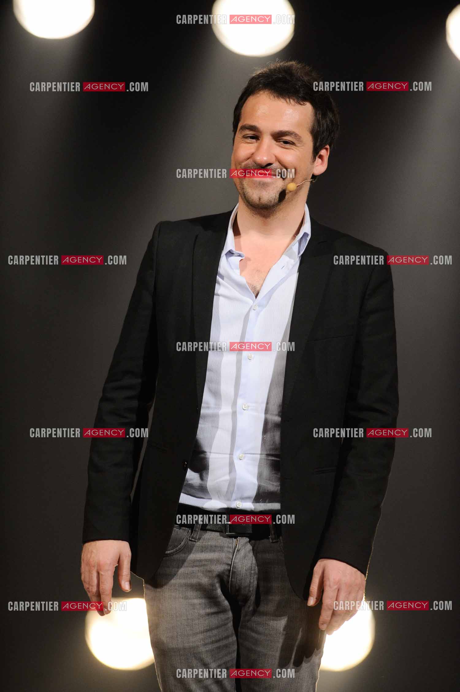L'humoriste Jérôme Daran lors de son One Man Show au théâtre Trévise a Paris le 13 Oct 2011.  ( Exclusif )