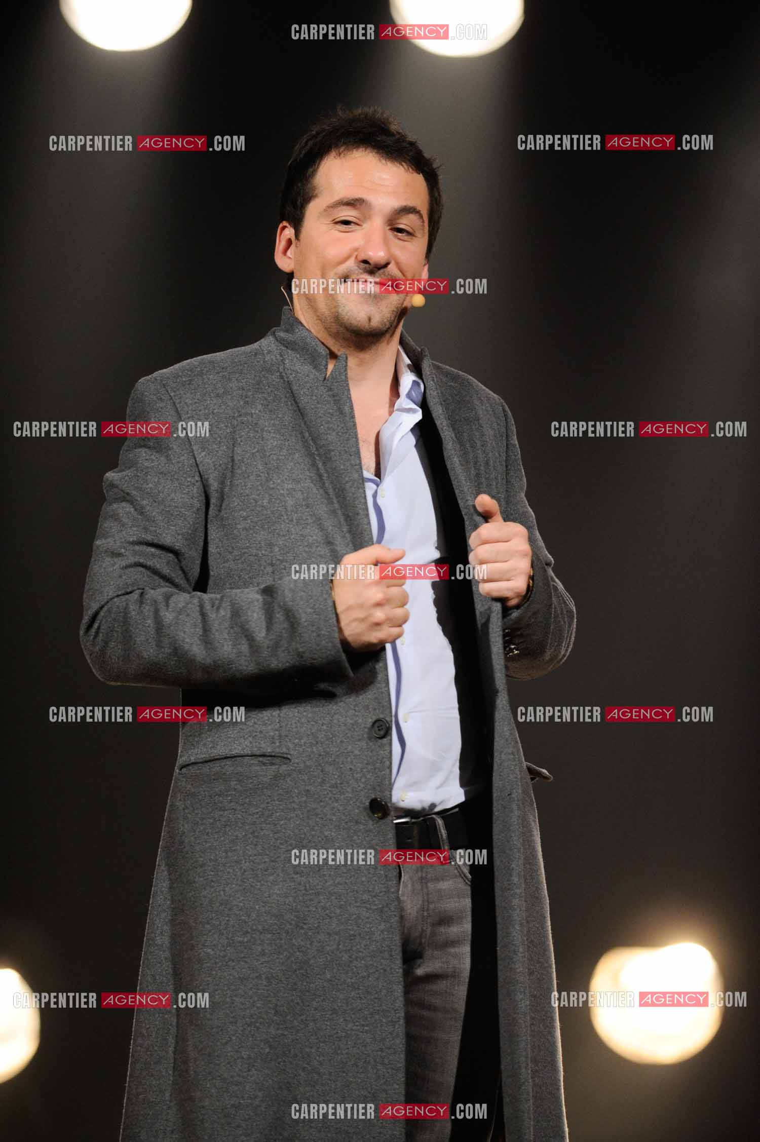 L'humoriste Jérôme Daran lors de son One Man Show au théâtre Trévise a Paris le 13 Oct 2011.  ( Exclusif )