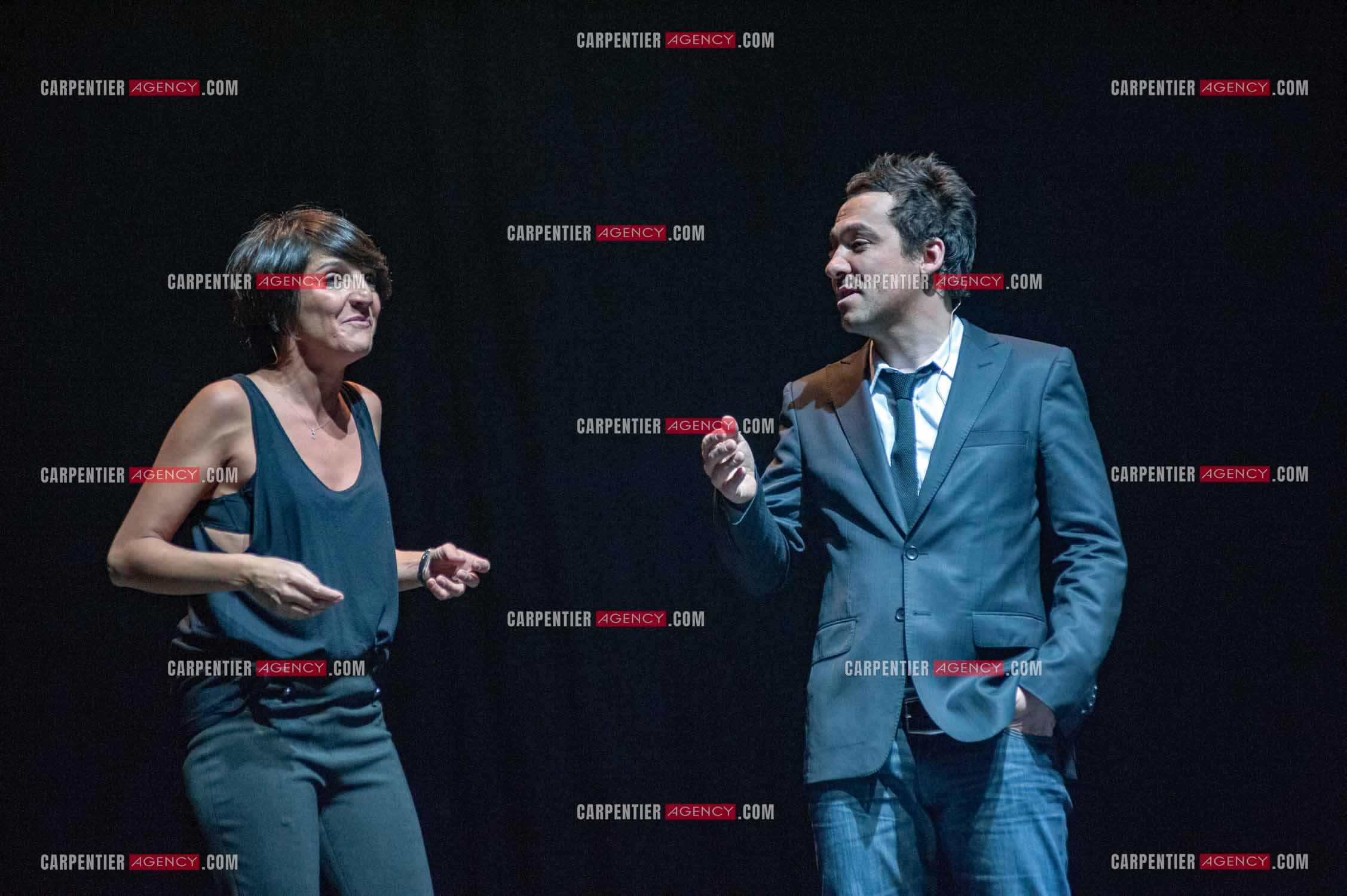 L'humoriste Jérôme Daran lors de son spectacle à l'Olympia le 21 février 2010. Jérôme en couple sur scène et dans la vie avec l'humoriste Florence Foresti. ( Exclusif )