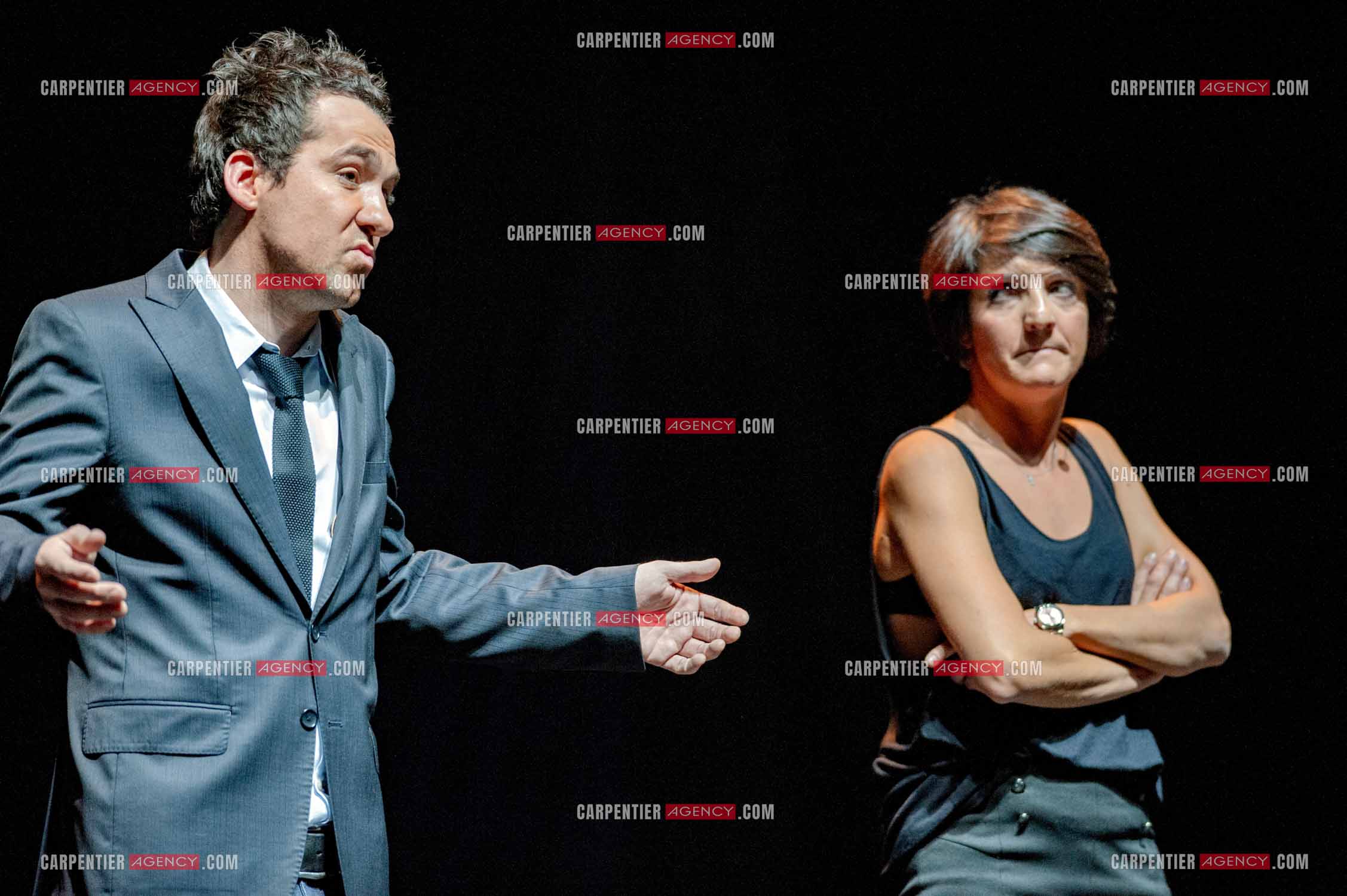 L'humoriste Jérôme Daran lors de son spectacle à l'Olympia le 21 février 2010. Jérôme en couple sur scène et dans la vie avec l'humoriste Florence Foresti. ( Exclusif )