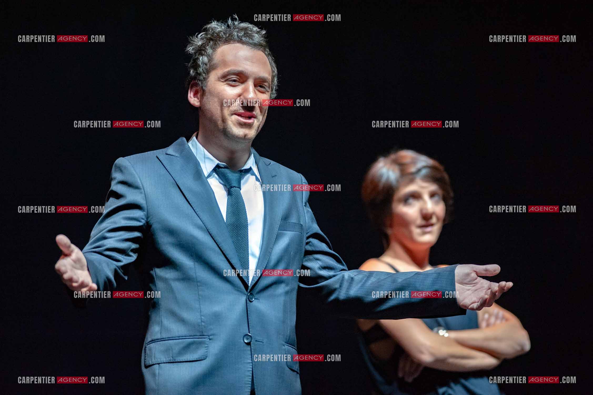 L'humoriste Jérôme Daran lors de son spectacle à l'Olympia le 21 février 2010. Jérôme en couple sur scène et dans la vie avec l'humoriste Florence Foresti. ( Exclusif )