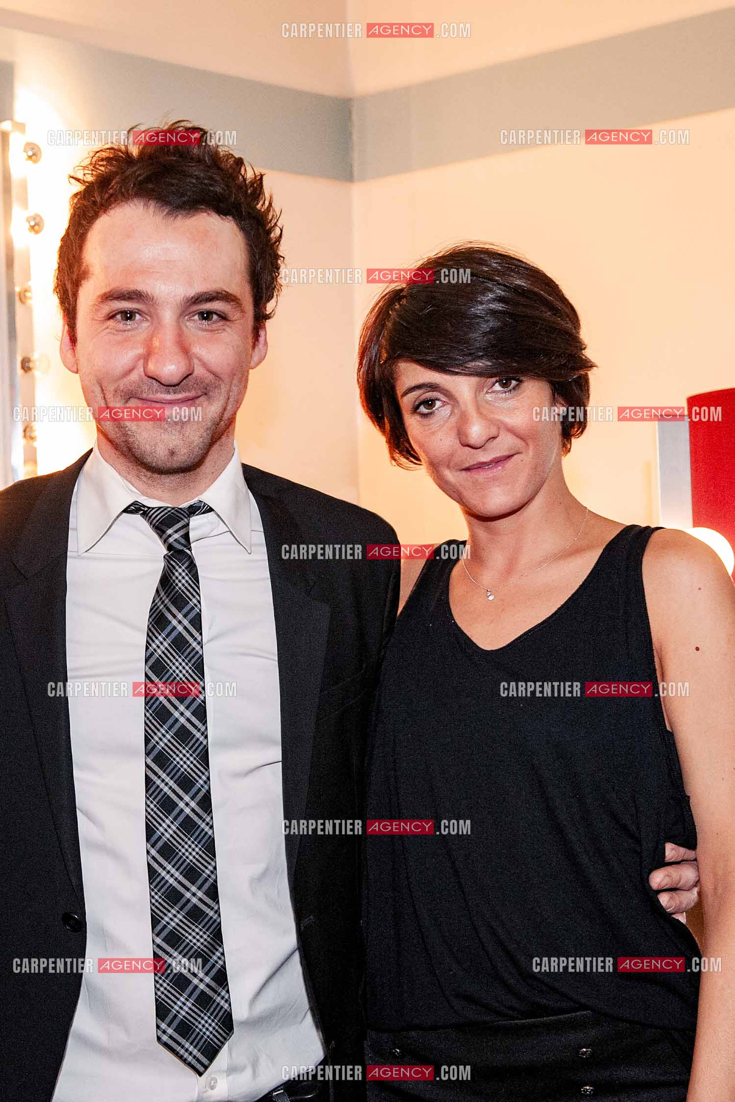 L'humoriste Jérôme Daran lors de son spectacle à l'Olympia le 21 février 2010. Dans la loge, Jérôme Daran et sa femme Florence Foresti. ( Exclusif )