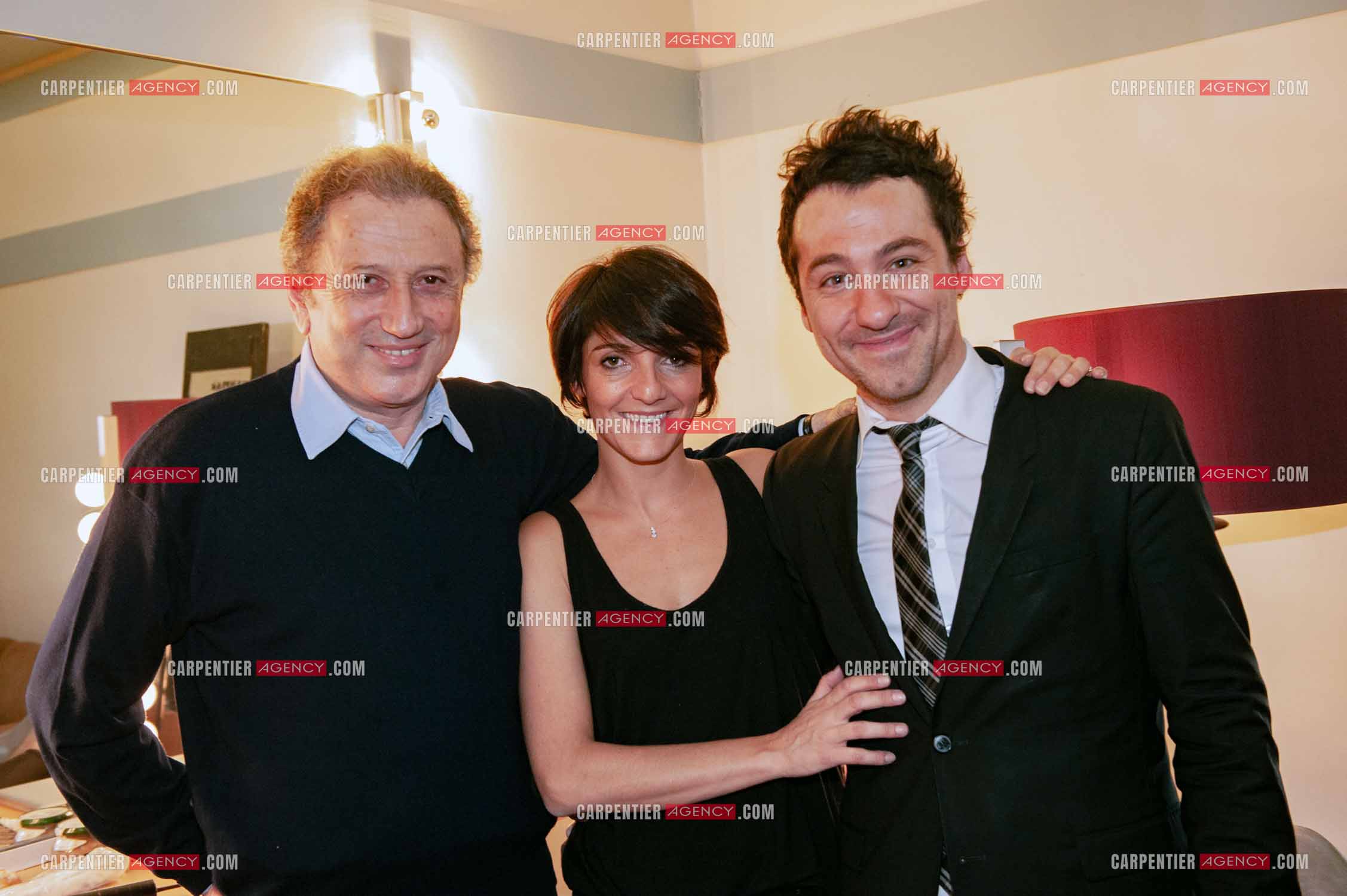 L'humoriste Jérôme Daran lors de son spectacle à l'Olympia le 21 février 2010. Dans la loge, Michel Drucker, Jérôme Daran et sa femme Florence Foresti. ( Exclusif )