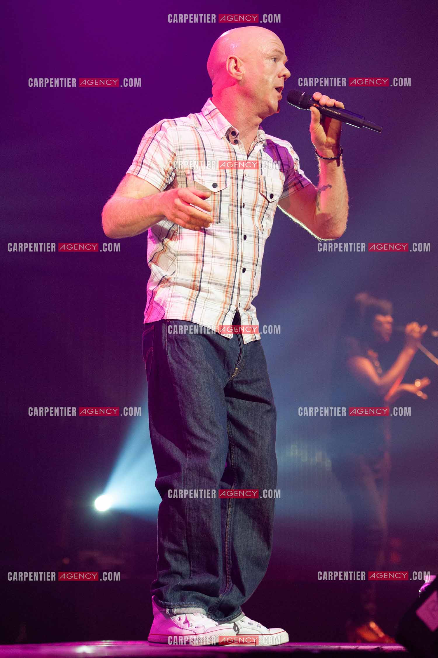 Le chanteur écossais Jimmy Somerville connu pour son tube “ Smalltown Boy “ dans la tournée RFM LOVE 80 au Zénith de Paris en 2010.      ( Exclusif )