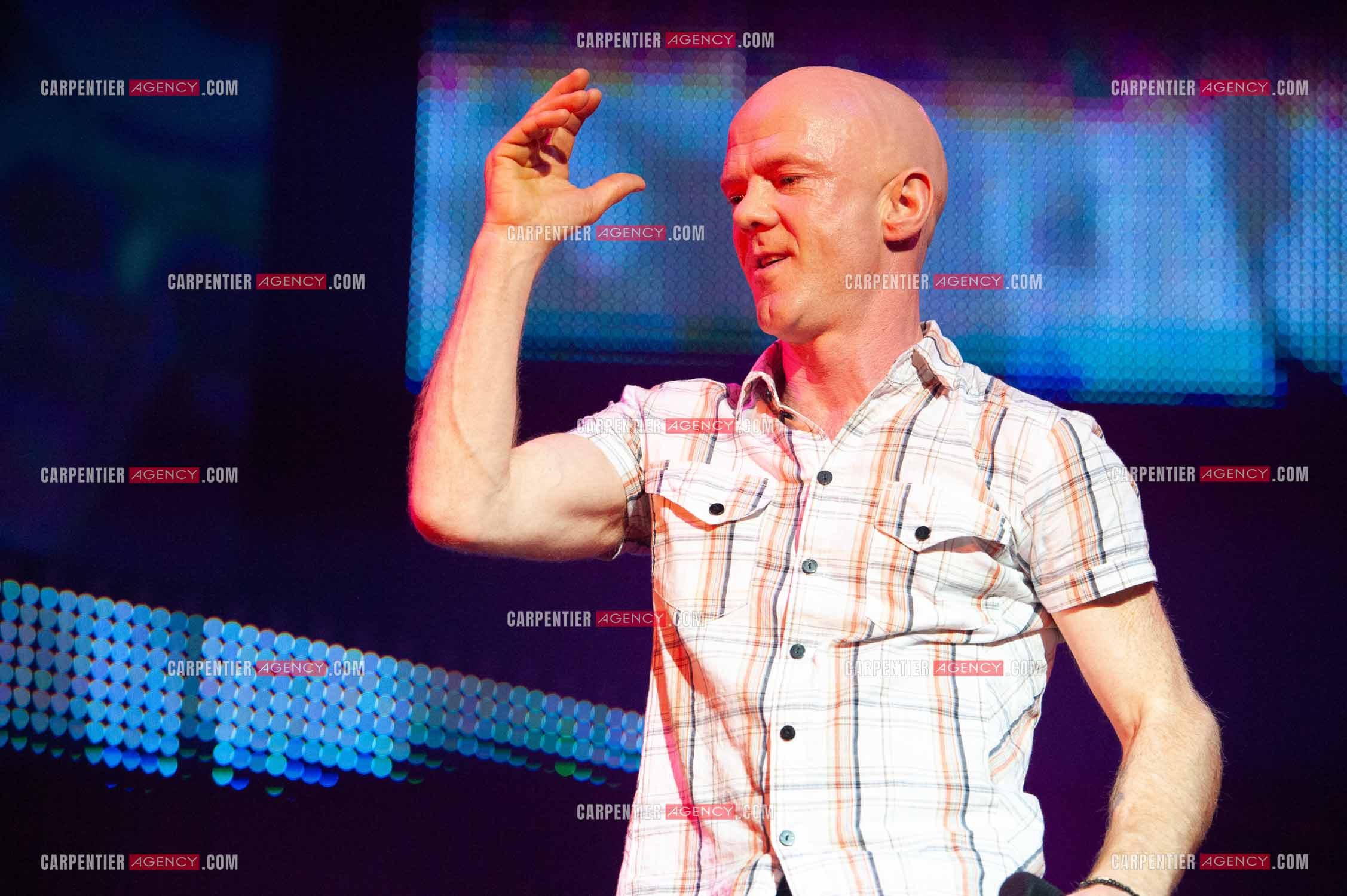 Le chanteur écossais Jimmy Somerville connu pour son tube “ Smalltown Boy “ dans la tournée RFM LOVE 80 au Zénith de Paris en 2010.      ( Exclusif )