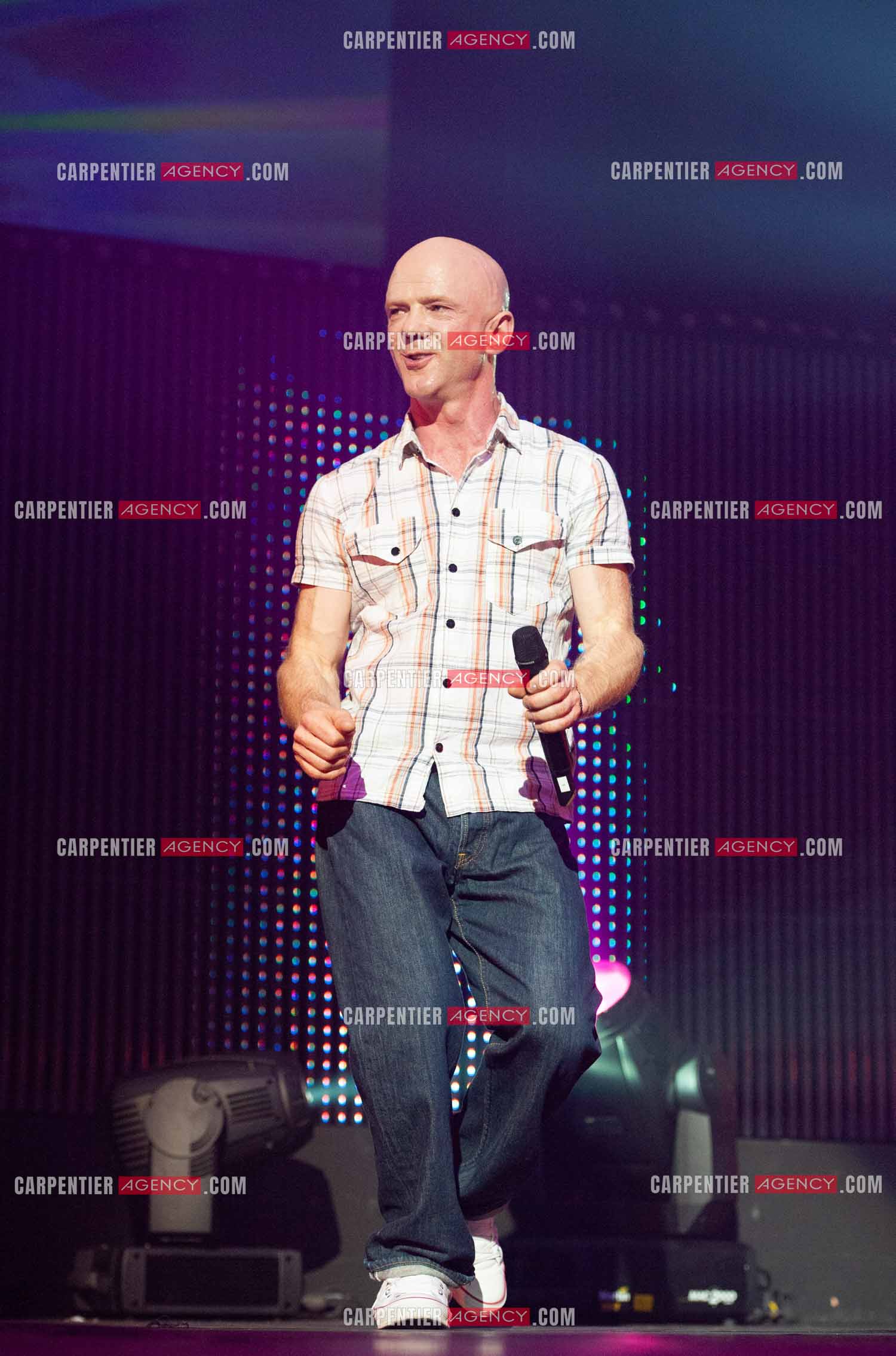 Le chanteur écossais Jimmy Somerville connu pour son tube “ Smalltown Boy “ dans la tournée RFM LOVE 80 au Zénith de Paris en 2010.      ( Exclusif )