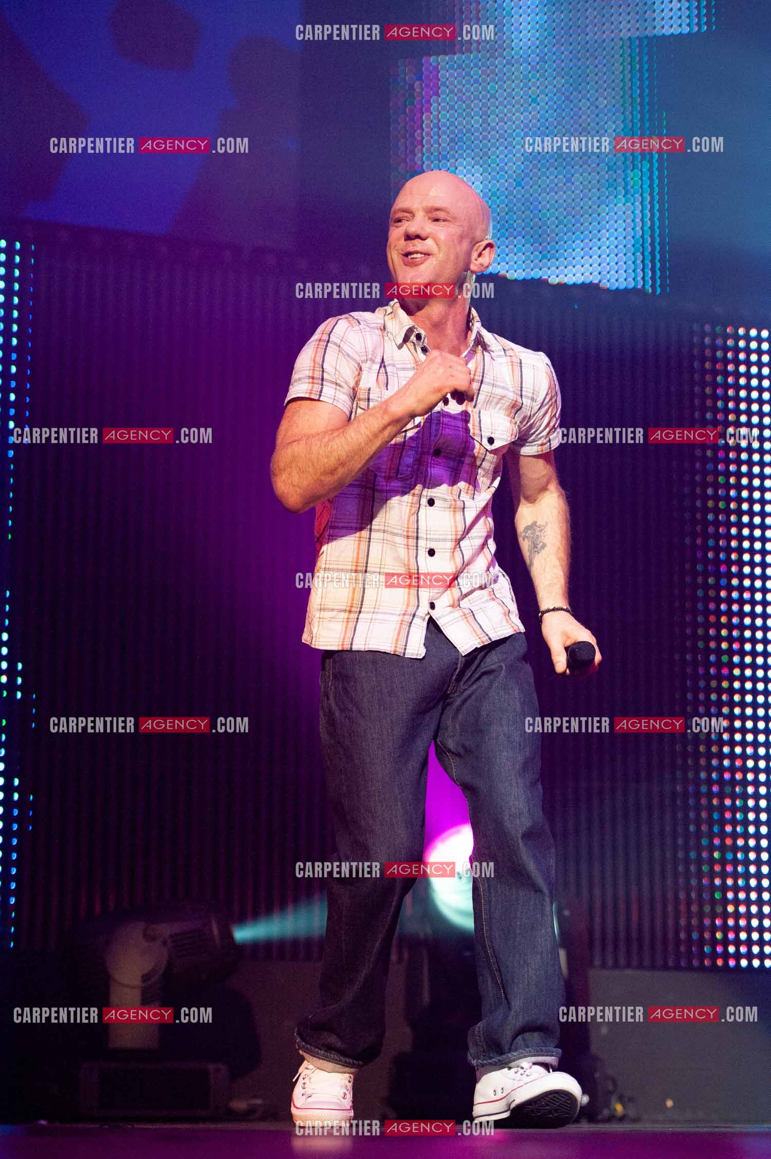 Le chanteur écossais Jimmy Somerville connu pour son tube “ Smalltown Boy “ dans la tournée RFM LOVE 80 au Zénith de Paris en 2010.      ( Exclusif )