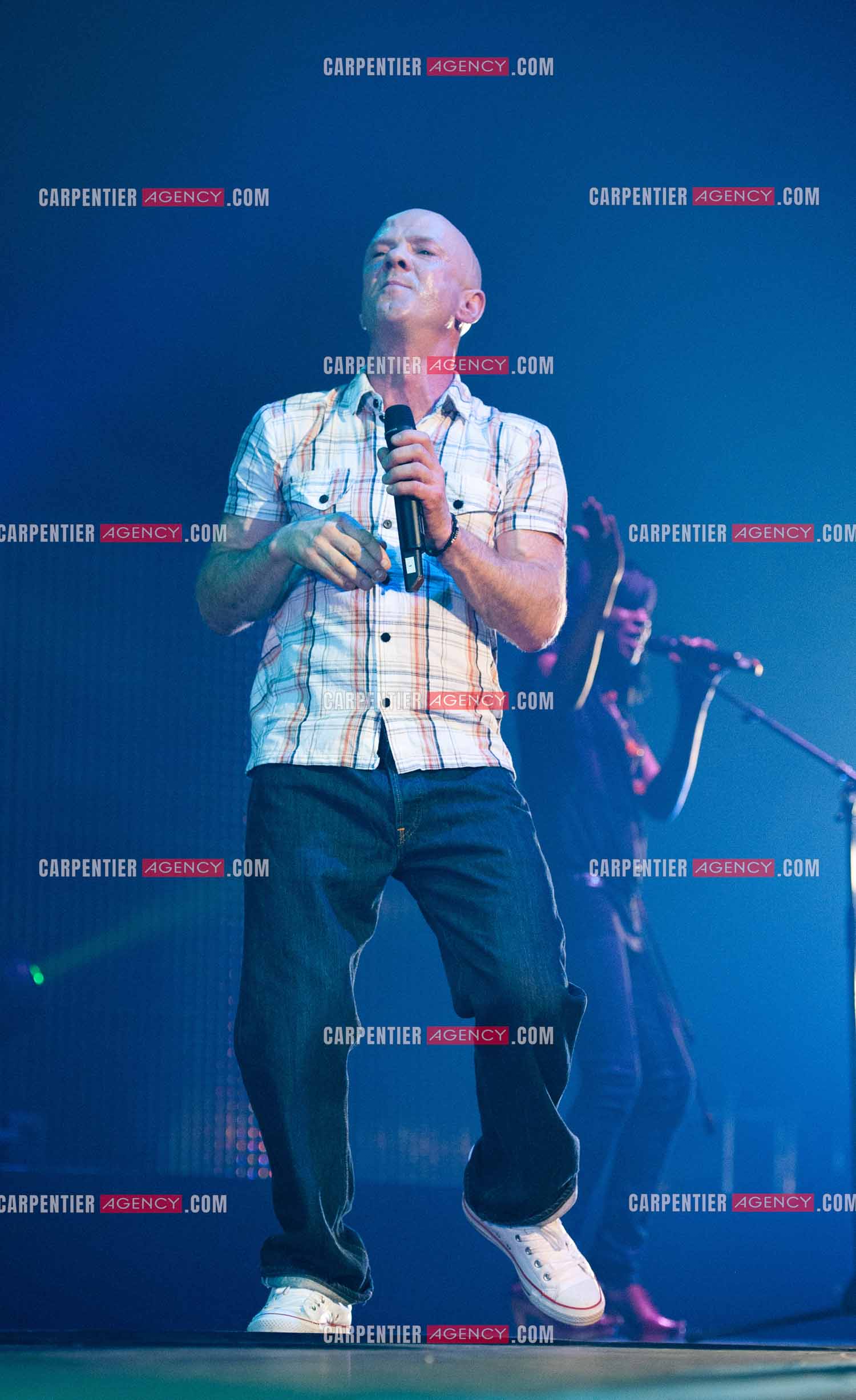 Le chanteur écossais Jimmy Somerville connu pour son tube “ Smalltown Boy “ dans la tournée RFM LOVE 80 au Zénith de Paris en 2010.      ( Exclusif )