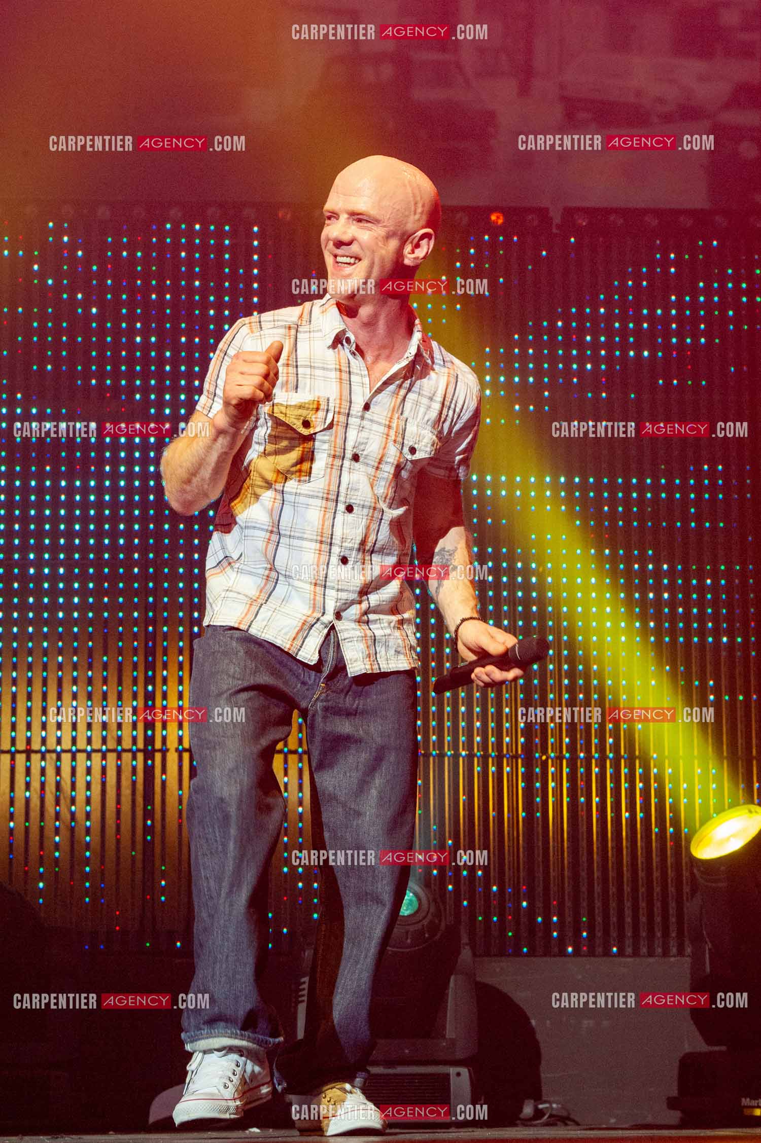Le chanteur écossais Jimmy Somerville connu pour son tube “ Smalltown Boy “ dans la tournée RFM LOVE 80 au Zénith de Paris en 2010.      ( Exclusif )