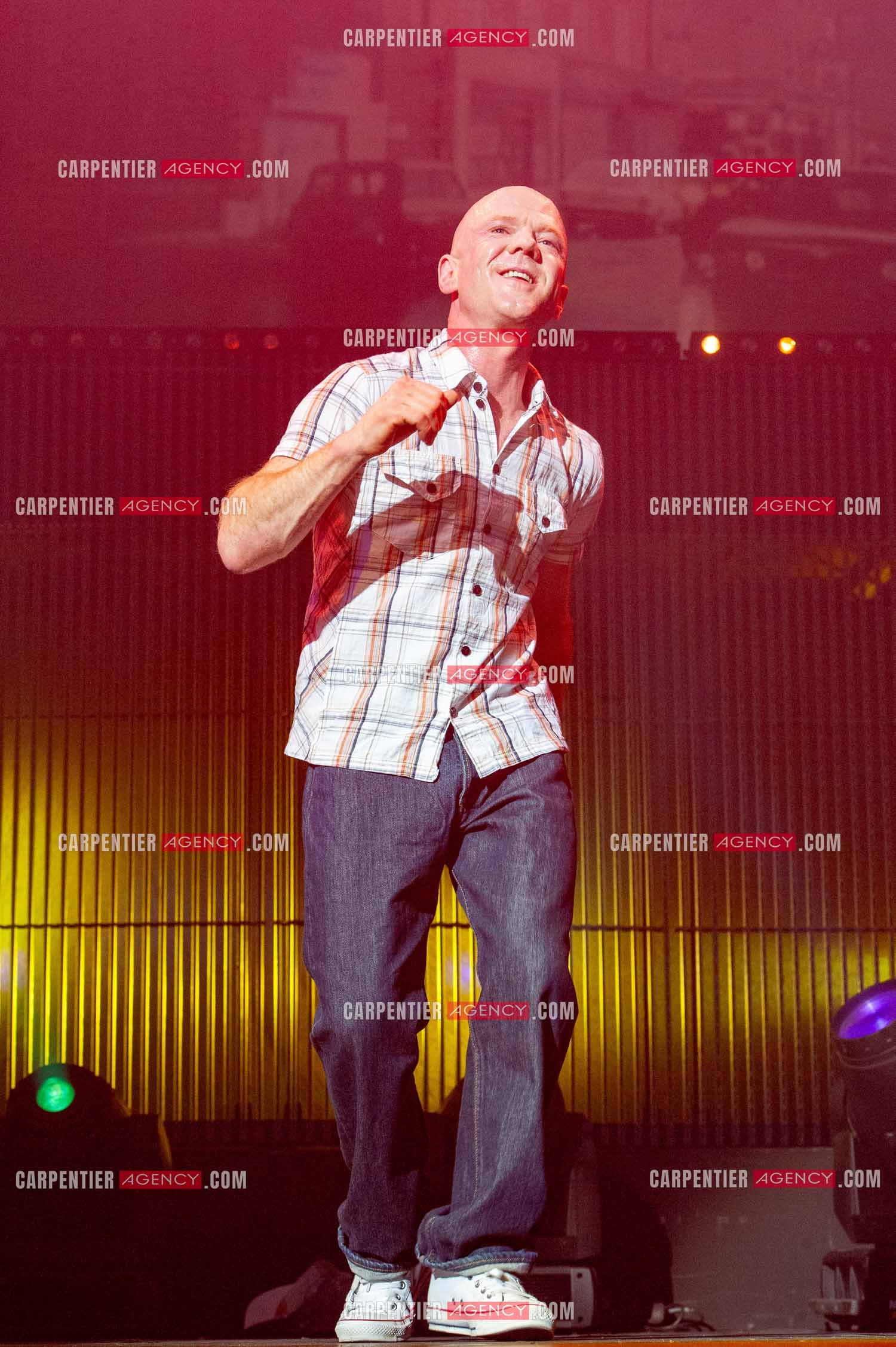 Le chanteur écossais Jimmy Somerville connu pour son tube “ Smalltown Boy “ dans la tournée RFM LOVE 80 au Zénith de Paris en 2010.      ( Exclusif )