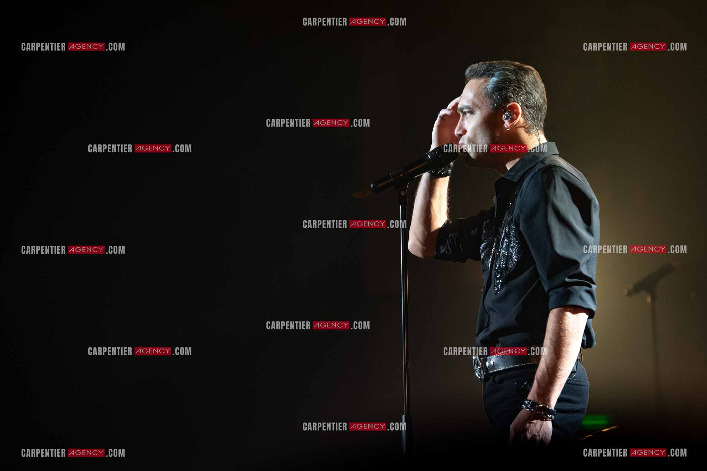 Le sosie vocal Jean-Baptiste Guégan en concert.        ( Exclusif )