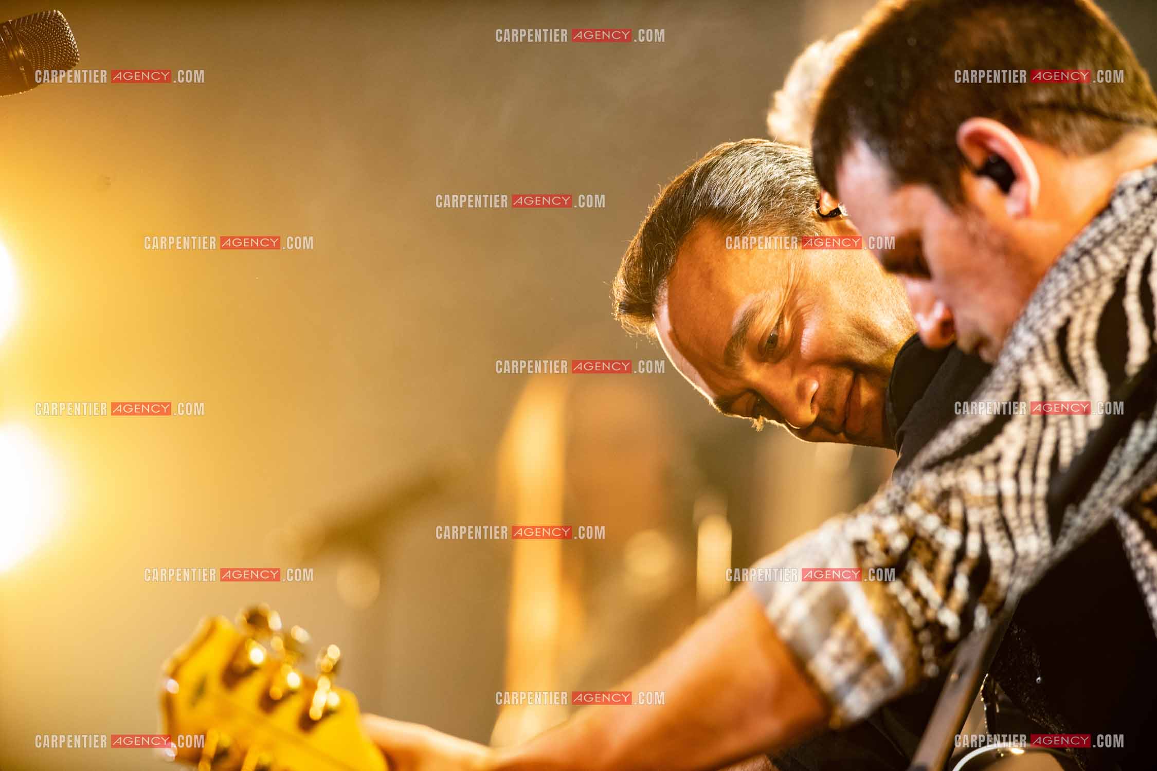 Le sosie vocal Jean-Baptiste Guégan en concert.        ( Exclusif )