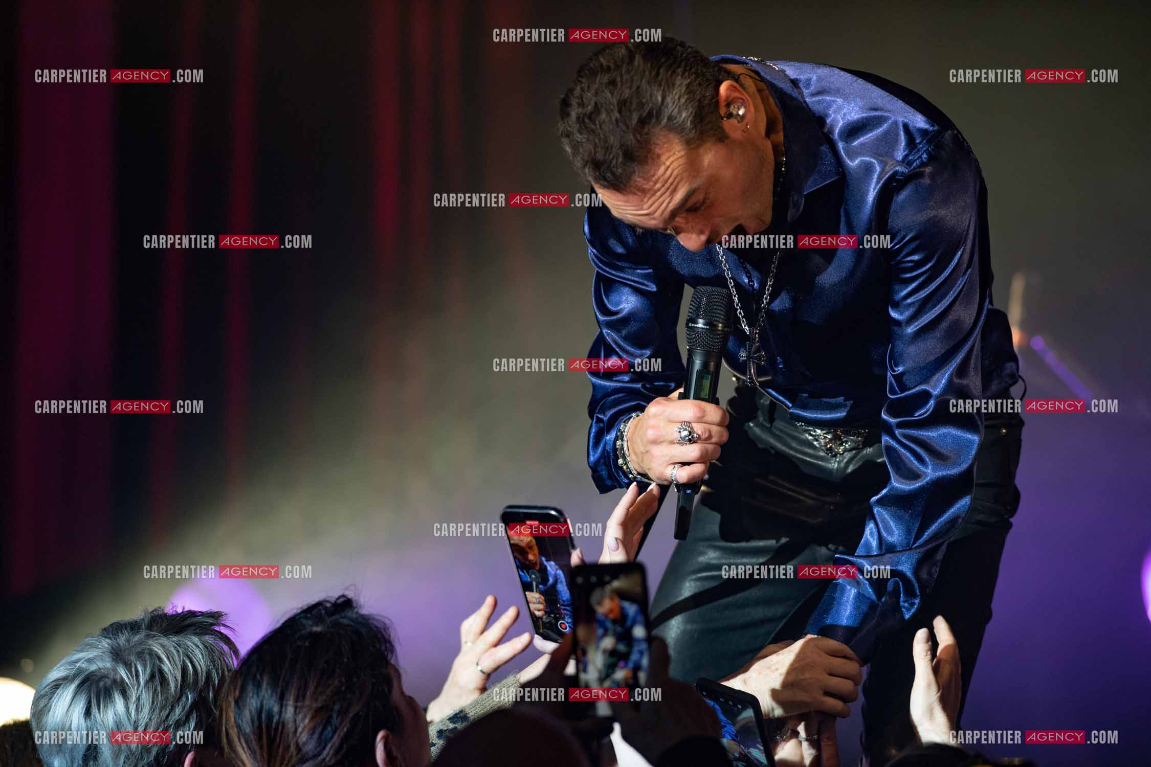 Le sosie vocal Jean-Baptiste Guégan en concert.        ( Exclusif )