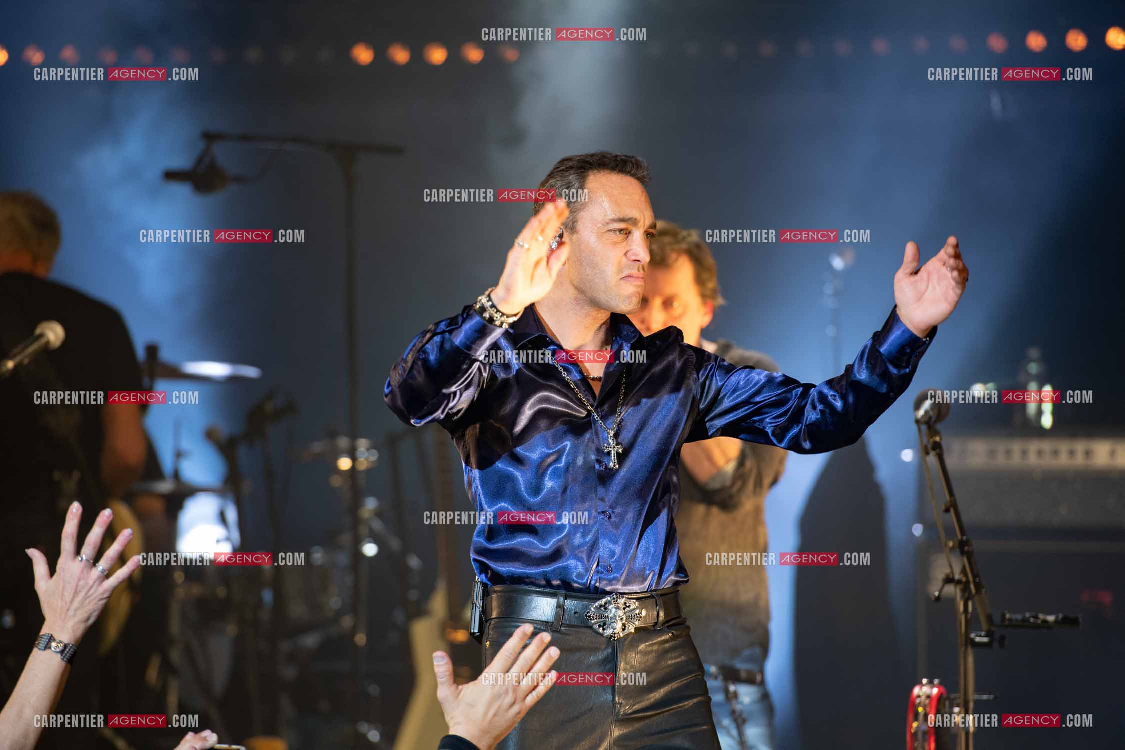 Le sosie vocal Jean-Baptiste Guégan en concert.        ( Exclusif )
