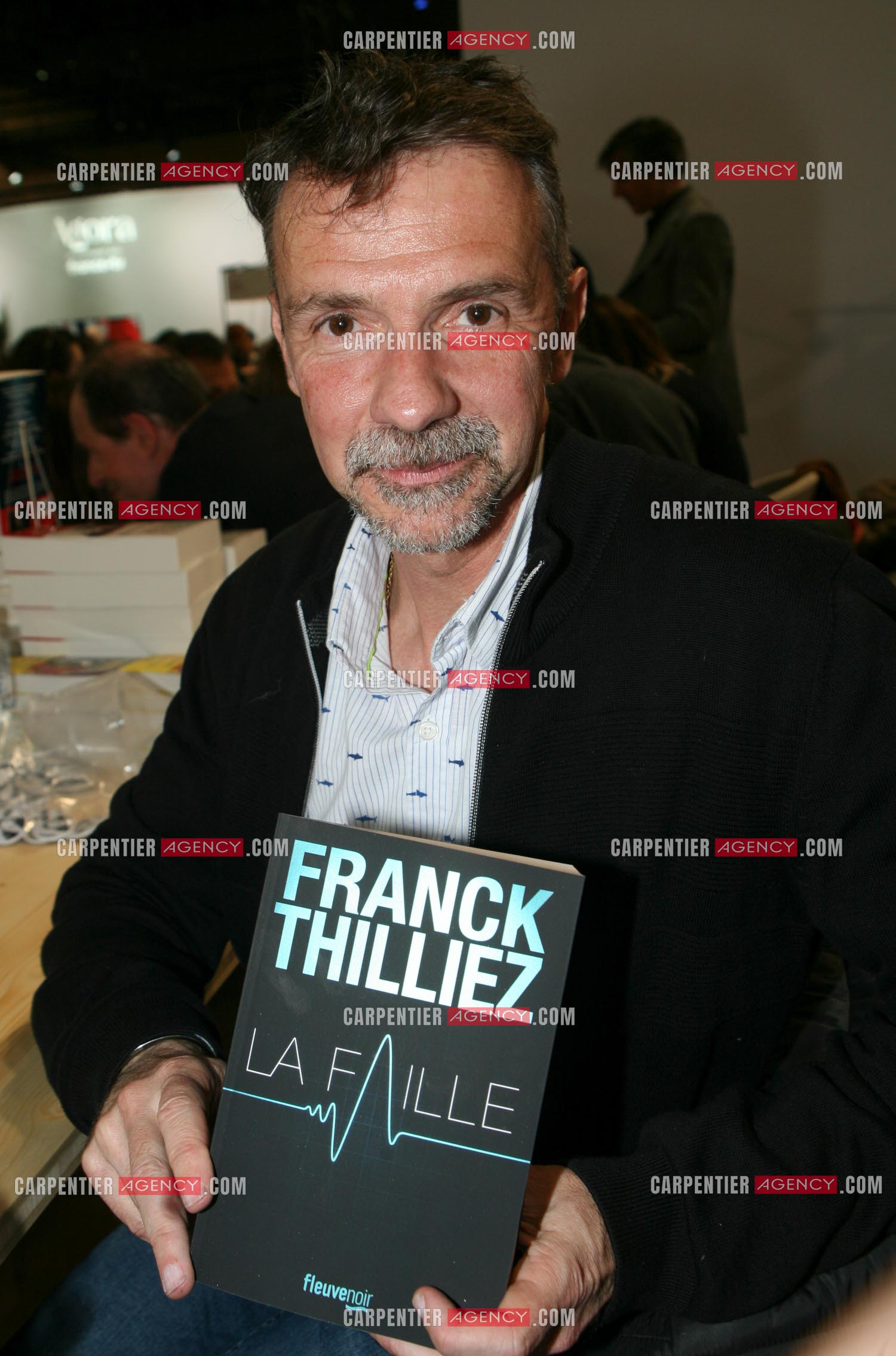 L'écrivain français Franck Thilliez présente son livre “ LA FAMILLE “ aux étitions Fleuve Noir.