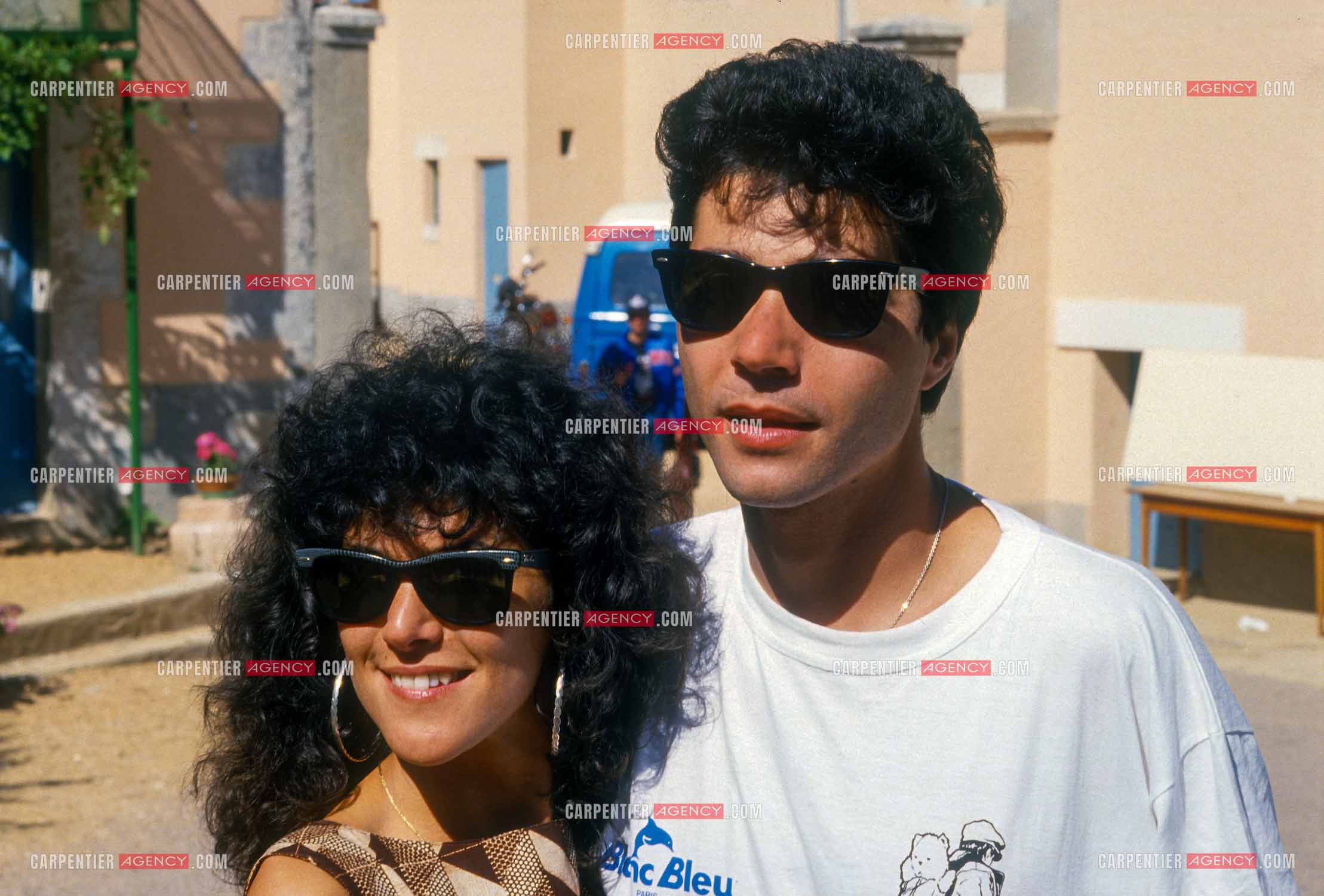 Jean-Luc Lahaye et sa femme Aurélie inaugurent un nouveau centre pour que les jeunes défavorisés “ Cent Familles “ puissent venir en colonie de vacances à la Coquille en Dordogne dans l'ancien monastère bouddhiste zen Kanshôji.  ( Exclusif )