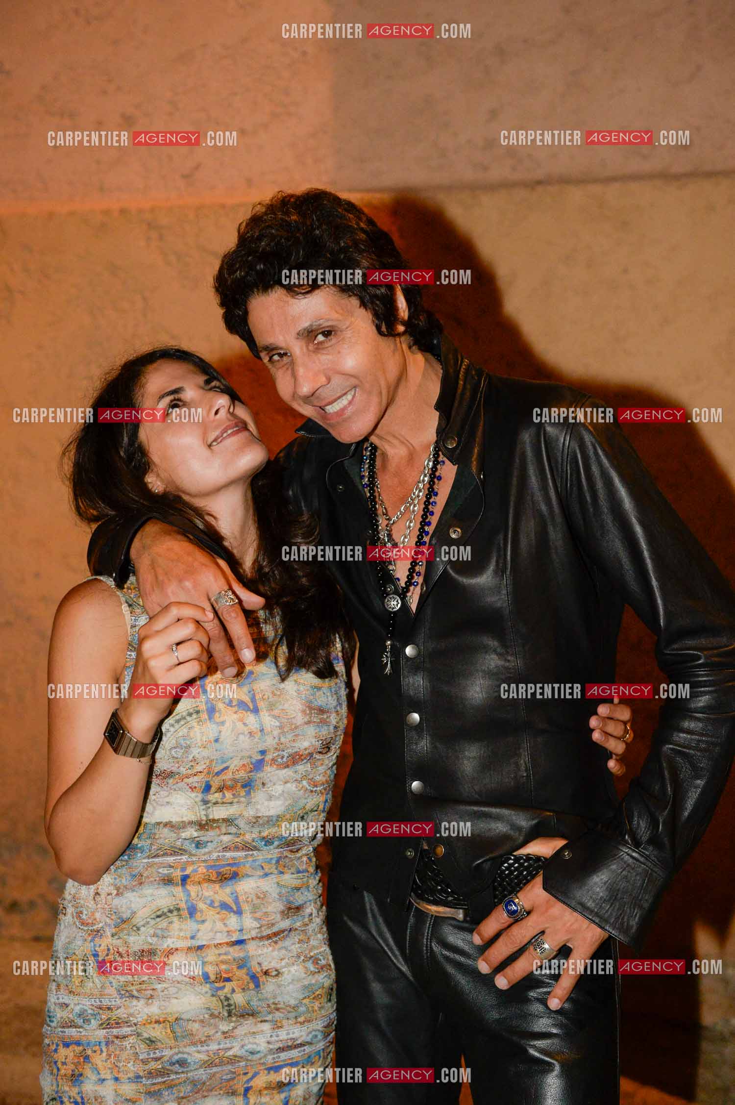 Le chanteur Jean-Luc Lahaye avec sa deuxième fille Gloria. Gloria vient d'accoucher de son premier enfant une petite fille nommée Lou née le 20 septembre 2025 à l'hôpital Grâce de Monaco à 02h29 du matin.  ( Exclusif )