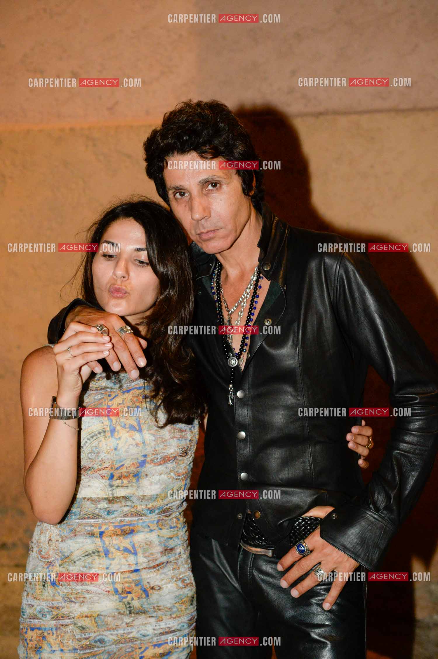 Le chanteur Jean-Luc Lahaye avec sa deuxième fille Gloria. Gloria vient d'accoucher de son premier enfant une petite fille nommée Lou née le 20 septembre 2025 à l'hôpital Grâce de Monaco à 02h29 du matin.  ( Exclusif )