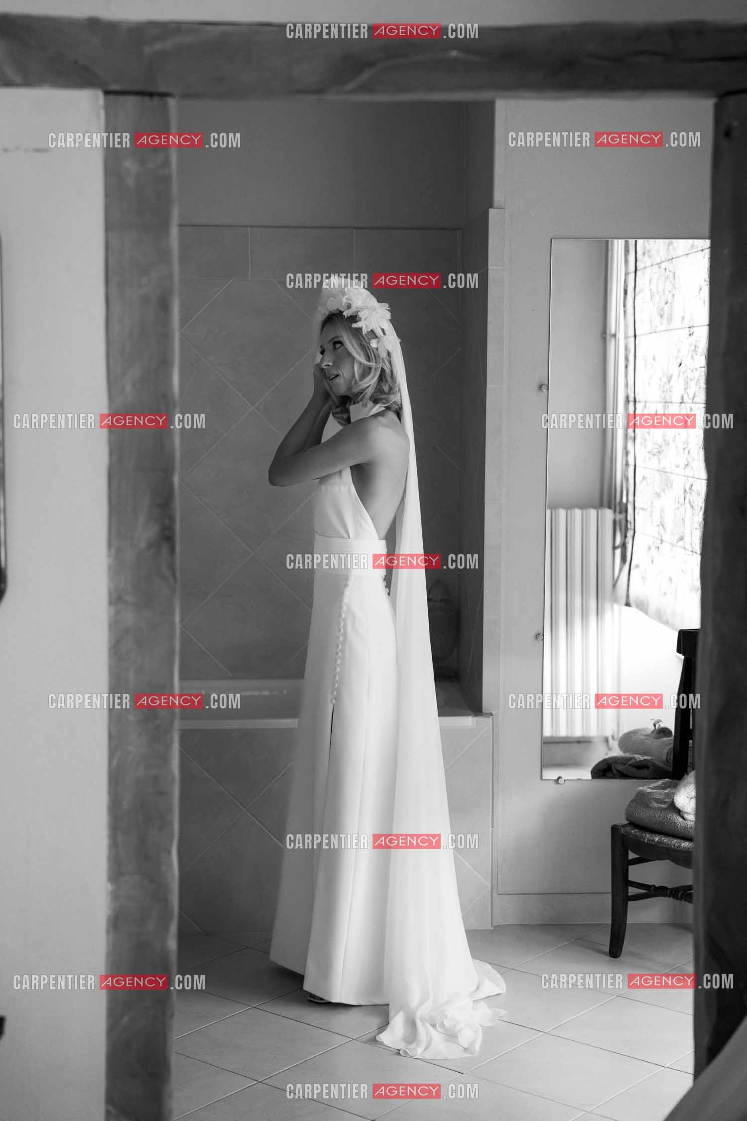 Mariage entre Jean-Luc Lahaye et Paola Aubin à la mairie du 18 èm arrondissement de Paris, et la cérémonie religieuse au château de Janvry.  ( Exclusif )