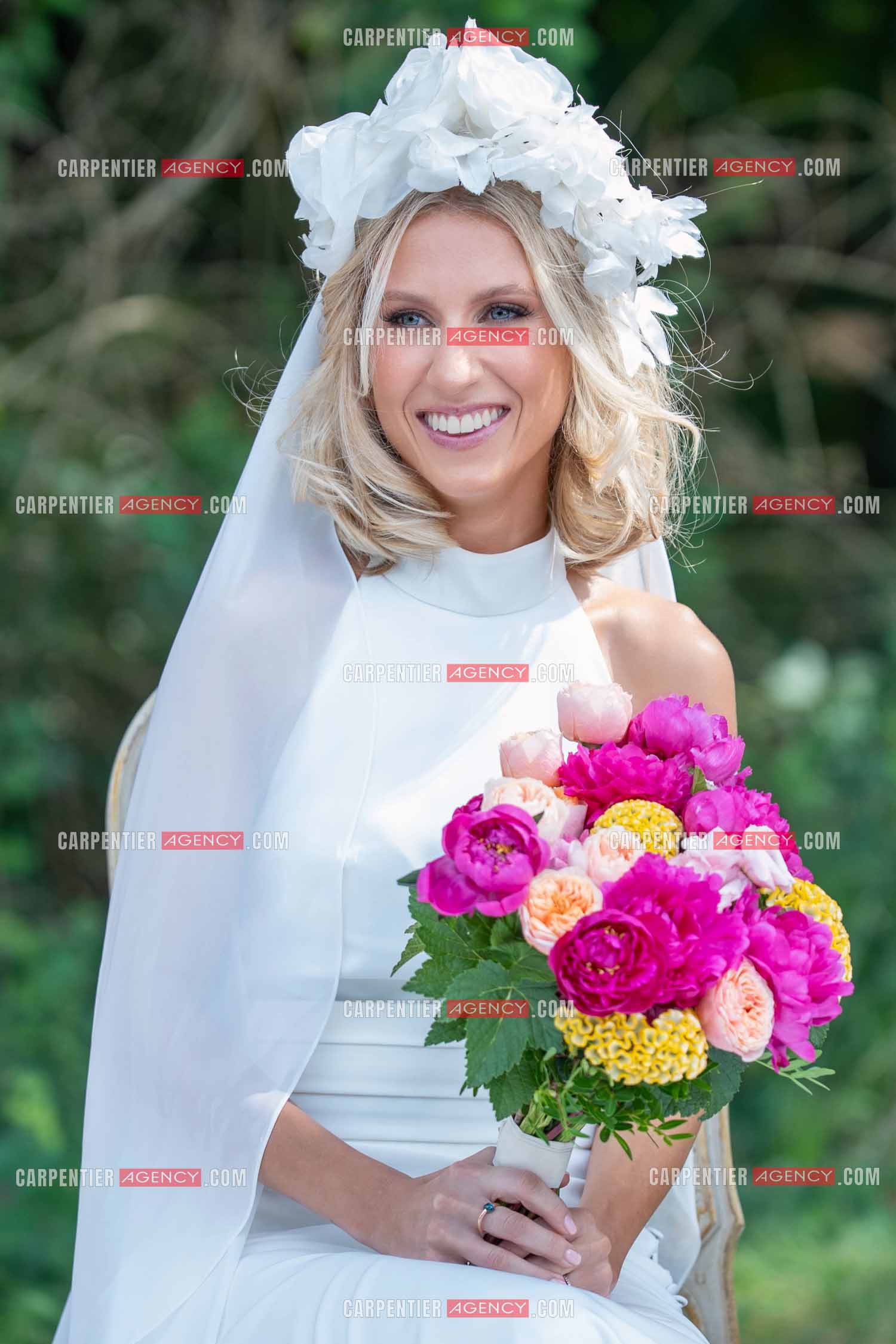 Mariage entre Jean-Luc Lahaye et Paola Aubin à la mairie du 18 èm arrondissement de Paris, et la cérémonie religieuse au château de Janvry.  ( Exclusif )