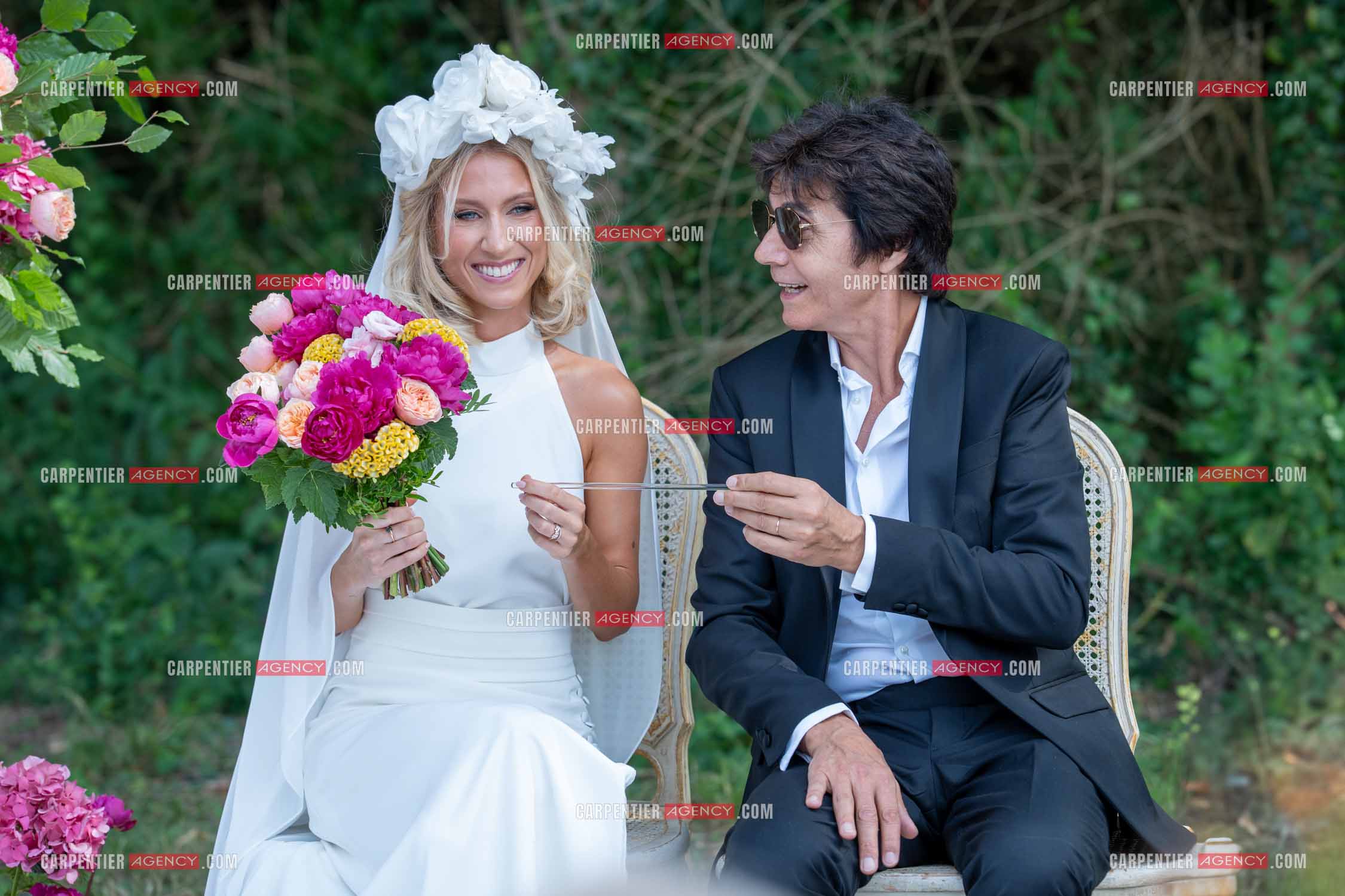 Mariage entre Jean-Luc Lahaye et Paola Aubin à la mairie du 18 èm arrondissement de Paris, et la cérémonie religieuse au château de Janvry.  ( Exclusif )