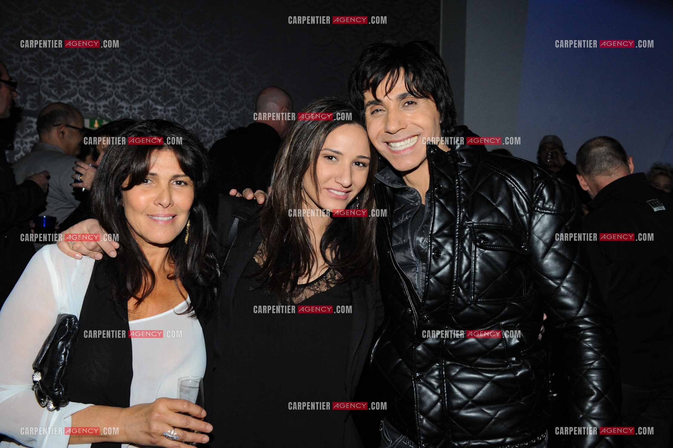 Le chanteur Jean-Luc Lahaye en concert au Bataclan. Jean-Luc avec son ex femme Aurélie et sa fille Margaux. ( Exclusif )