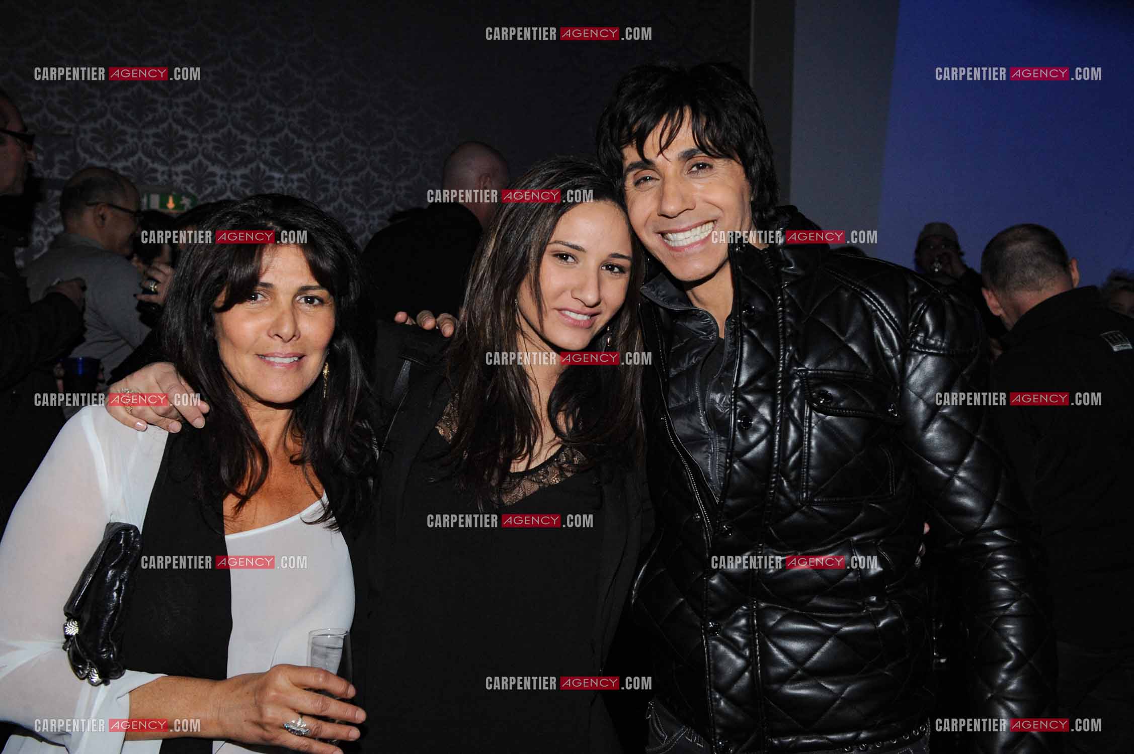 Le chanteur Jean-Luc Lahaye en concert au Bataclan. Jean-Luc avec son ex femme Aurélie et sa fille Margaux. ( Exclusif )