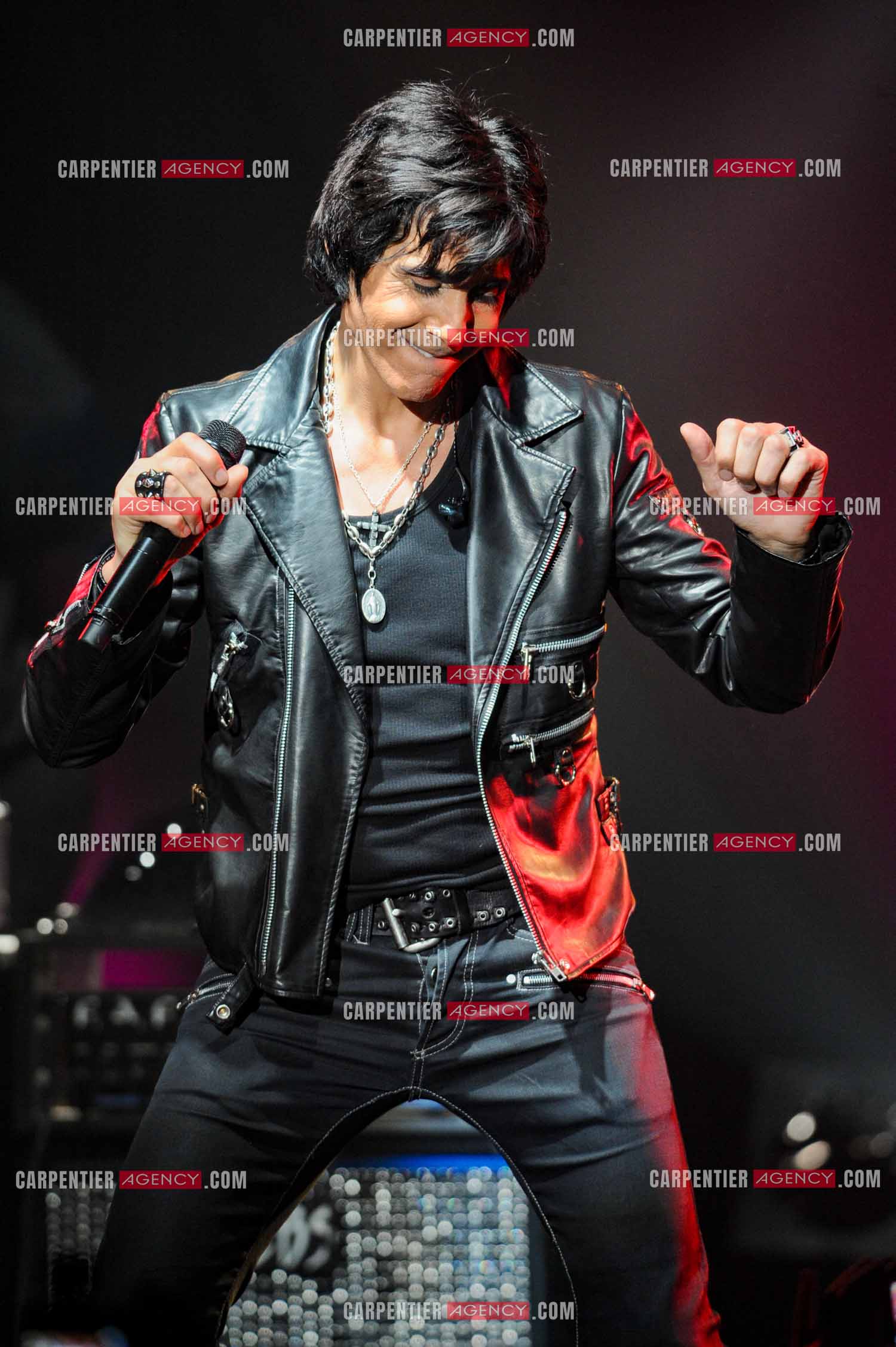 Le chanteur Jean-Luc Lahaye en concert au Bataclan.  ( Exclusif )