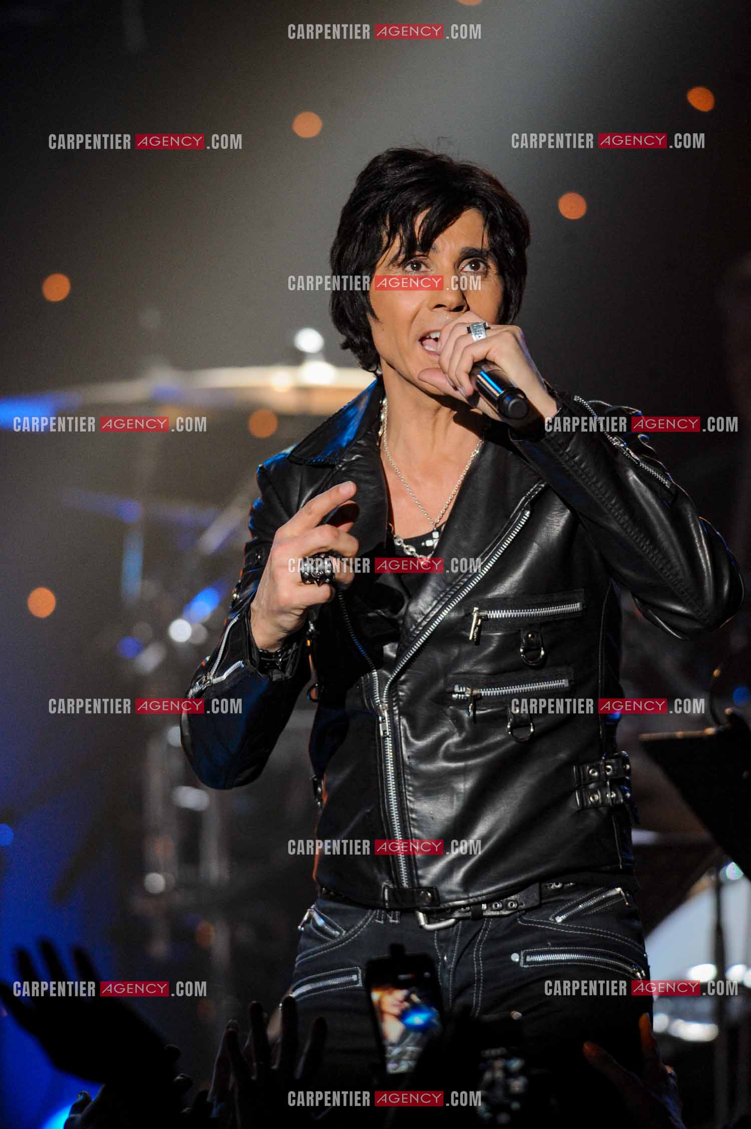 Le chanteur Jean-Luc Lahaye en concert au Bataclan.  ( Exclusif )