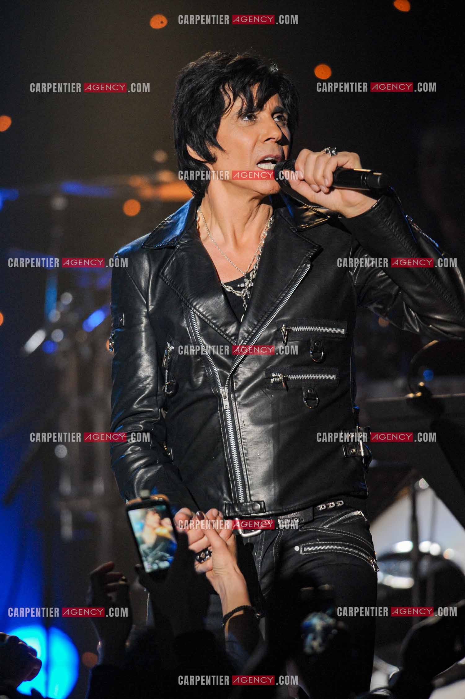 Le chanteur Jean-Luc Lahaye en concert au Bataclan.  ( Exclusif )