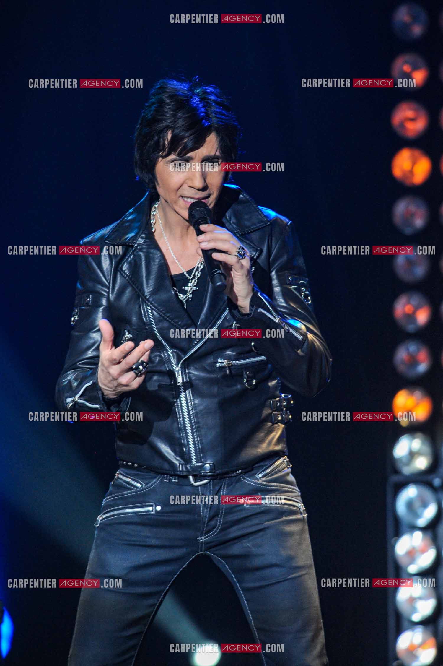 Le chanteur Jean-Luc Lahaye en concert au Bataclan.  ( Exclusif )