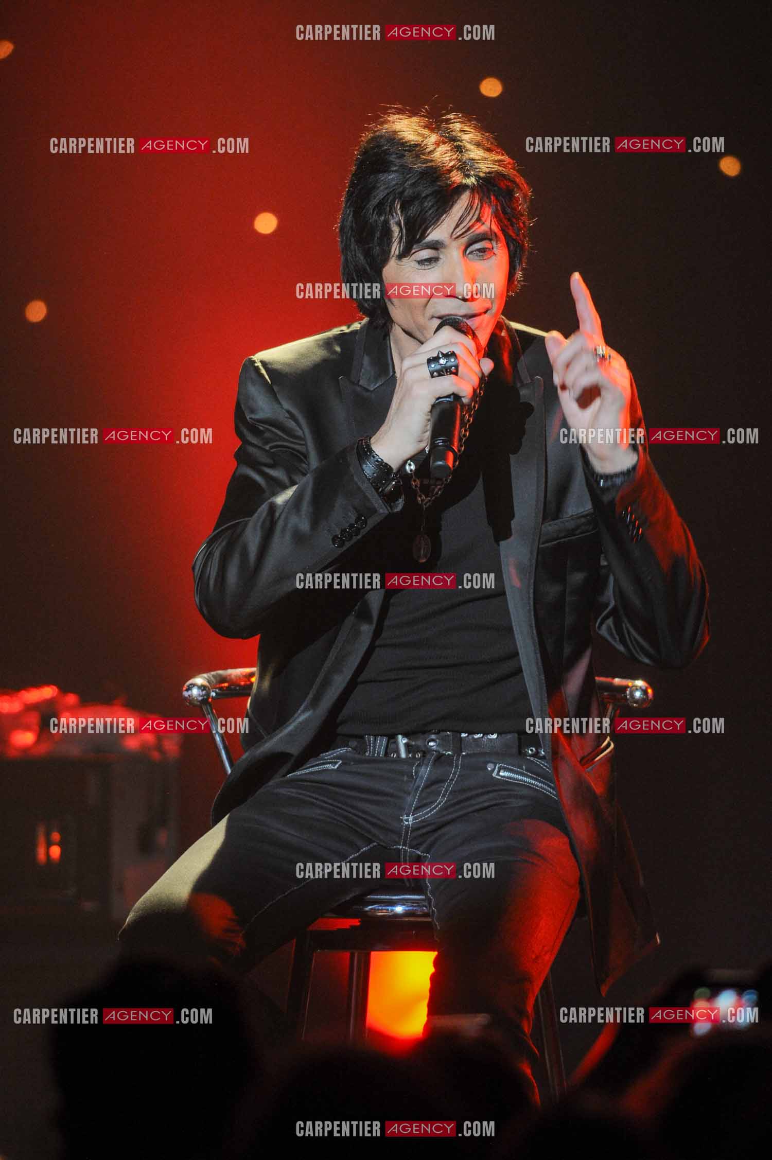 Le chanteur Jean-Luc Lahaye en concert au Bataclan.  ( Exclusif )