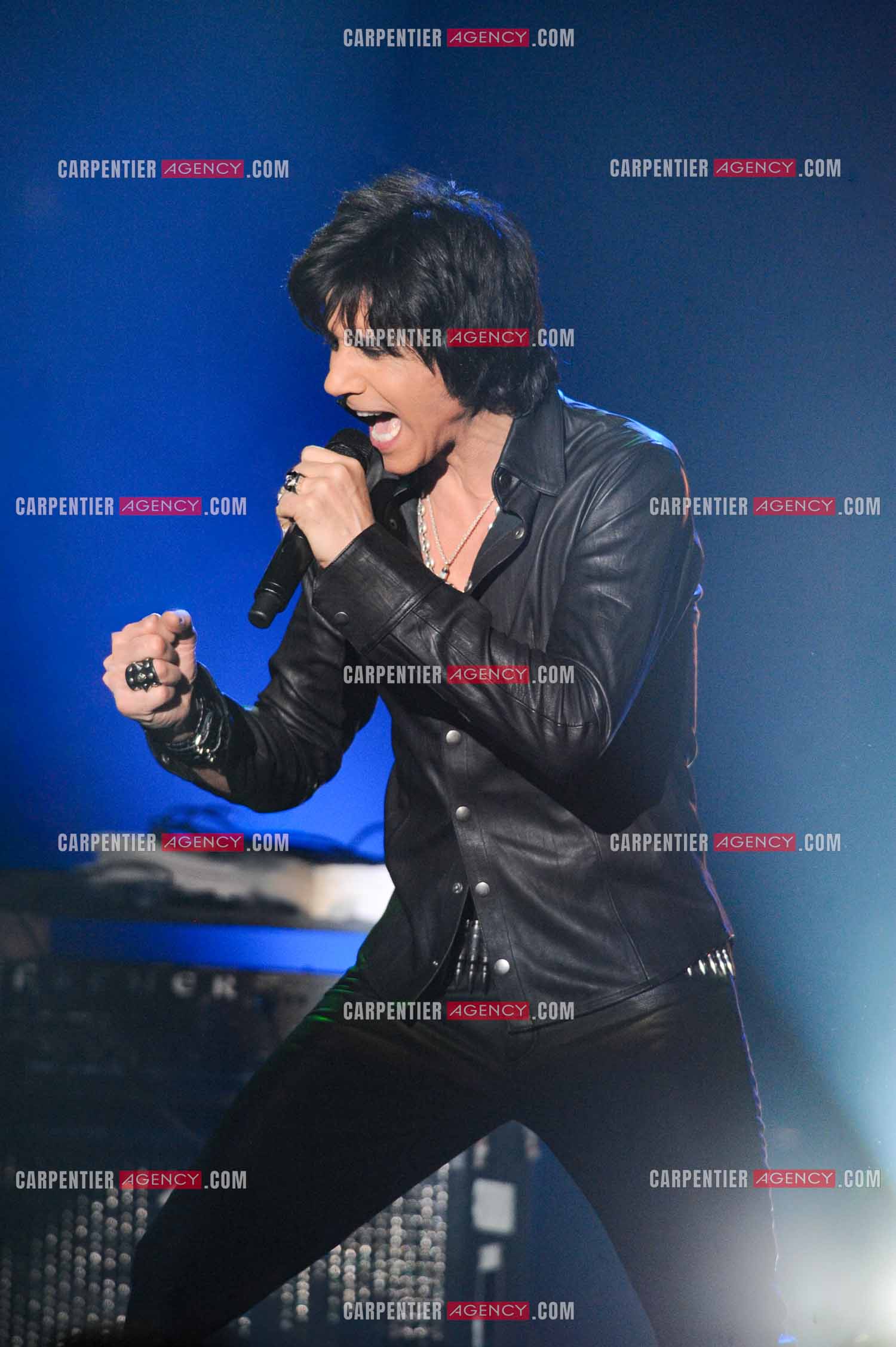 Le chanteur Jean-Luc Lahaye en concert au Bataclan.  ( Exclusif )