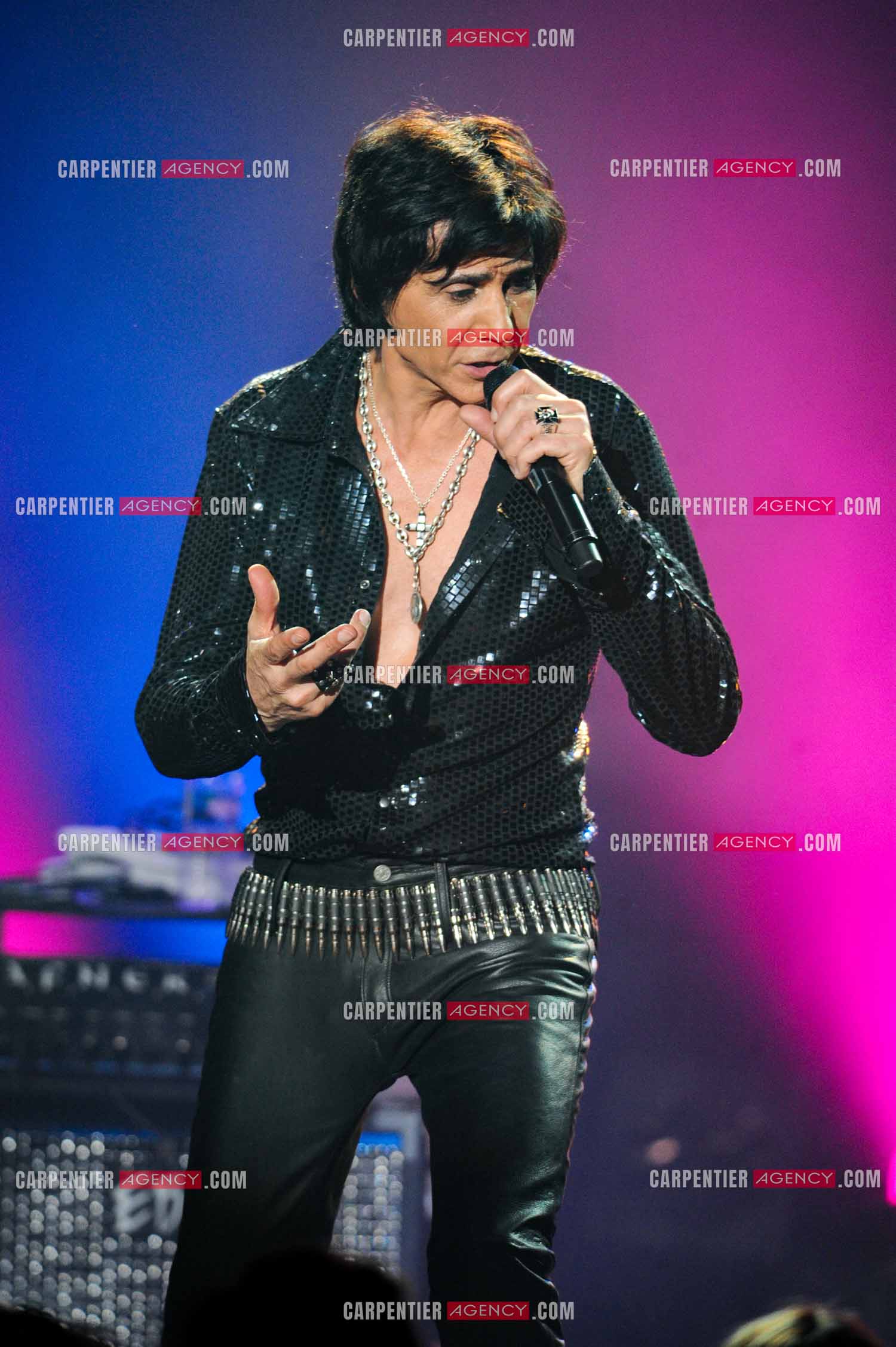 Le chanteur Jean-Luc Lahaye en concert au Bataclan.  ( Exclusif )