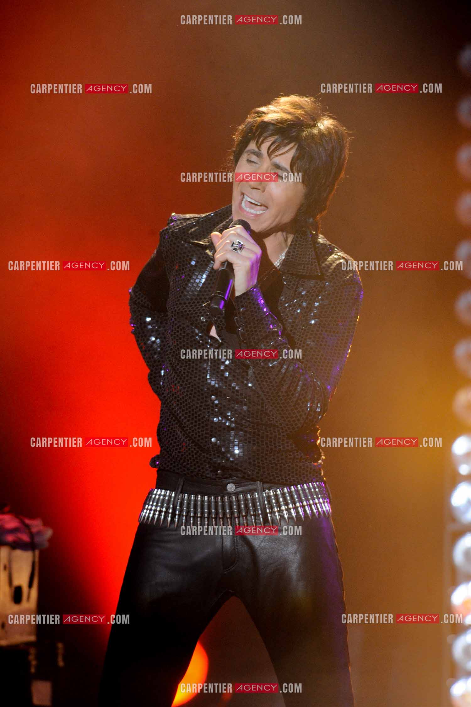 Le chanteur Jean-Luc Lahaye en concert au Bataclan.  ( Exclusif )