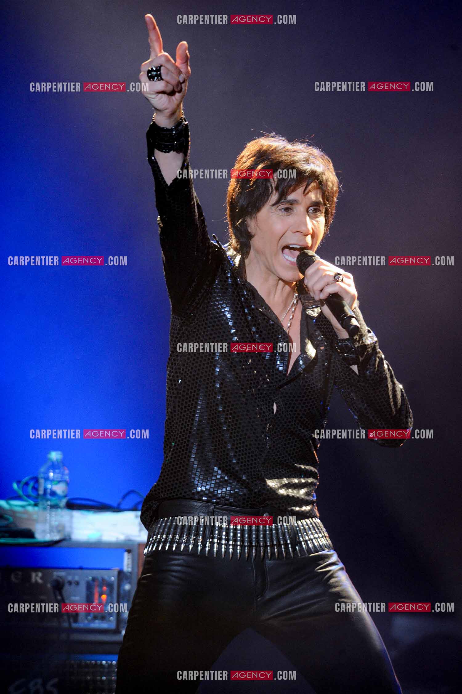 Le chanteur Jean-Luc Lahaye en concert au Bataclan.  ( Exclusif )