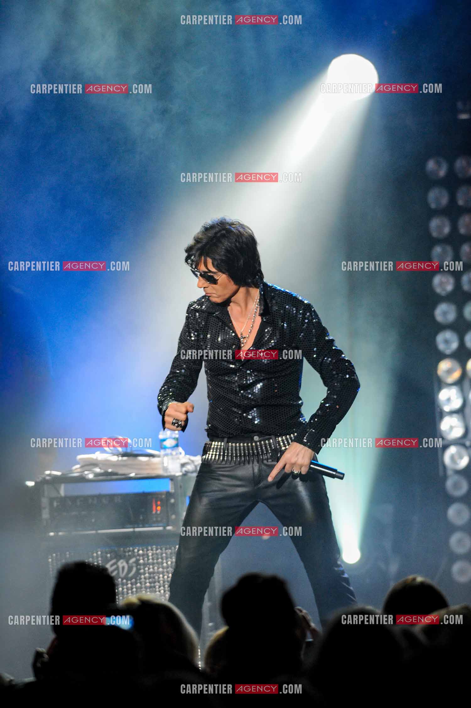 Le chanteur Jean-Luc Lahaye en concert au Bataclan.  ( Exclusif )