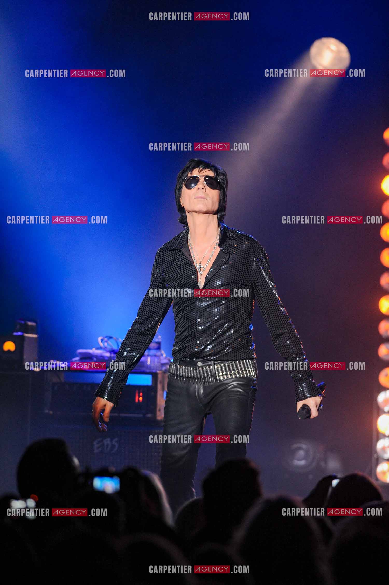 Le chanteur Jean-Luc Lahaye en concert au Bataclan.  ( Exclusif )